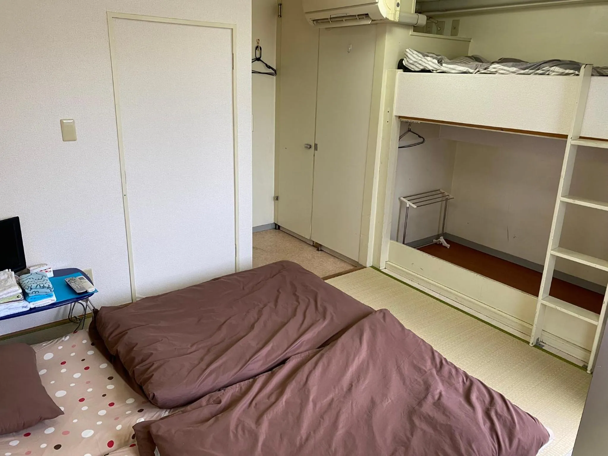 Bed in Palette Takashimadaira guest house