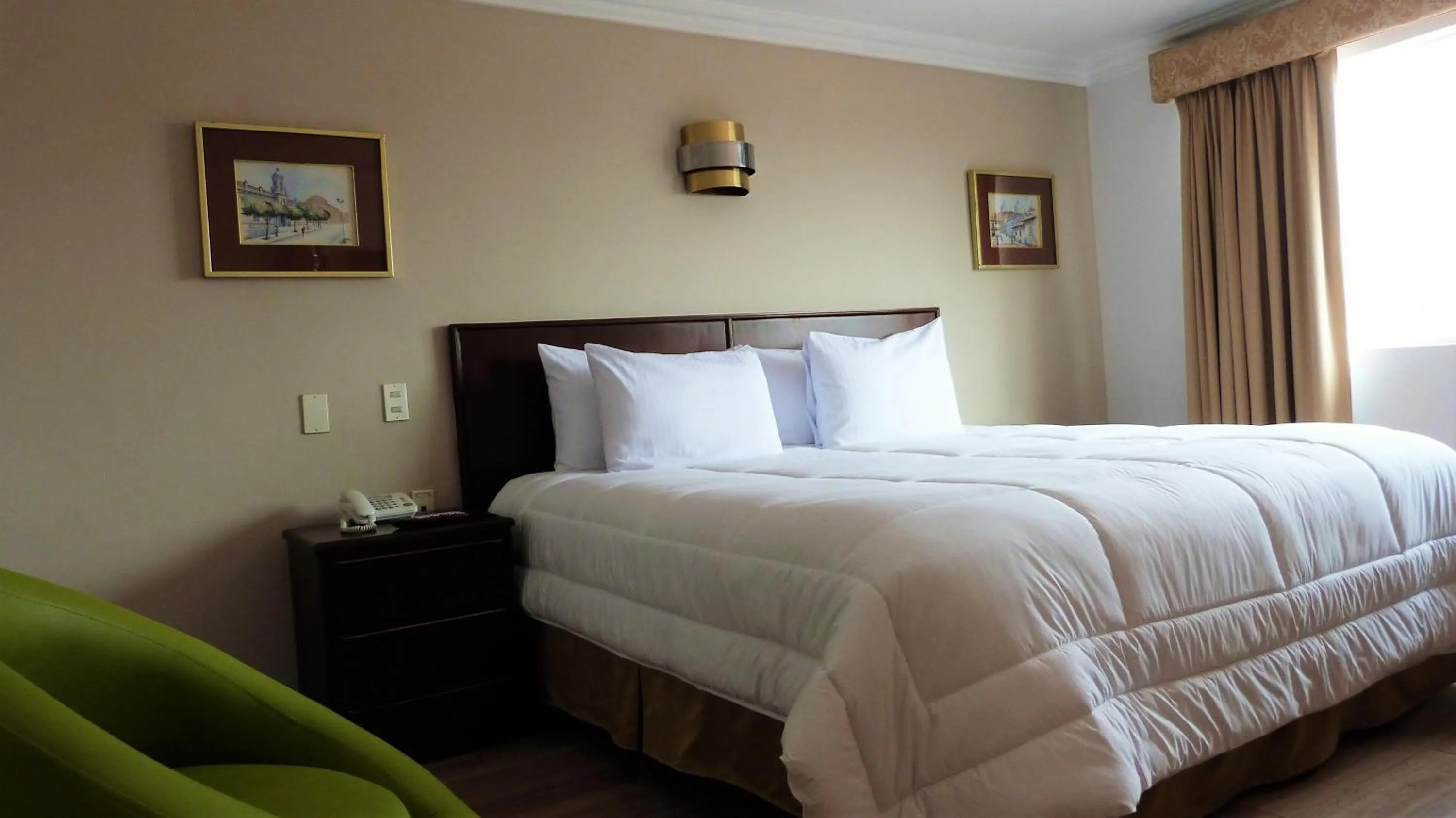 Photo of the whole room, Bed in Hotel El Conquistador
