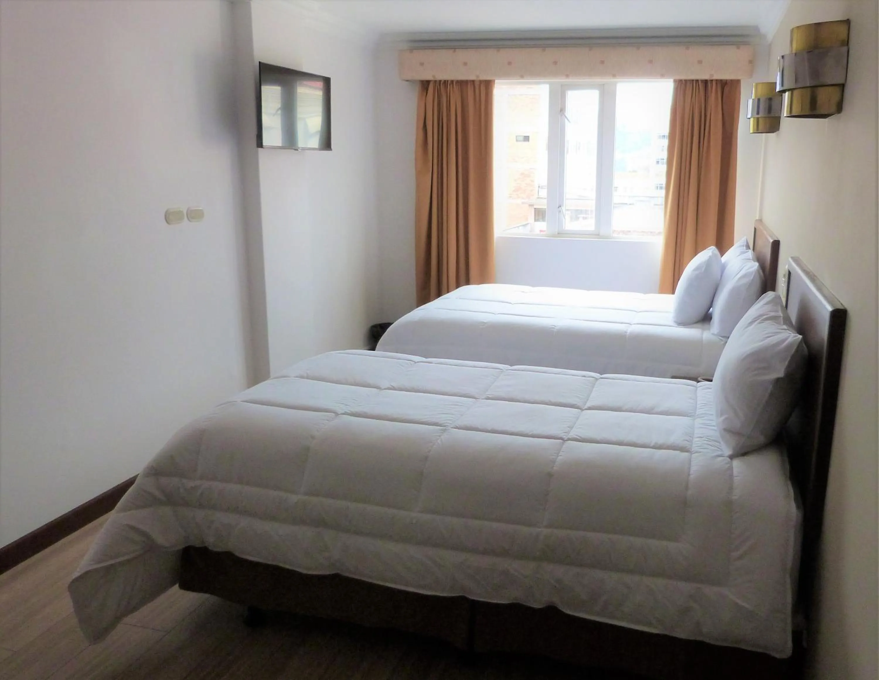 Photo of the whole room, Bed in Hotel El Conquistador