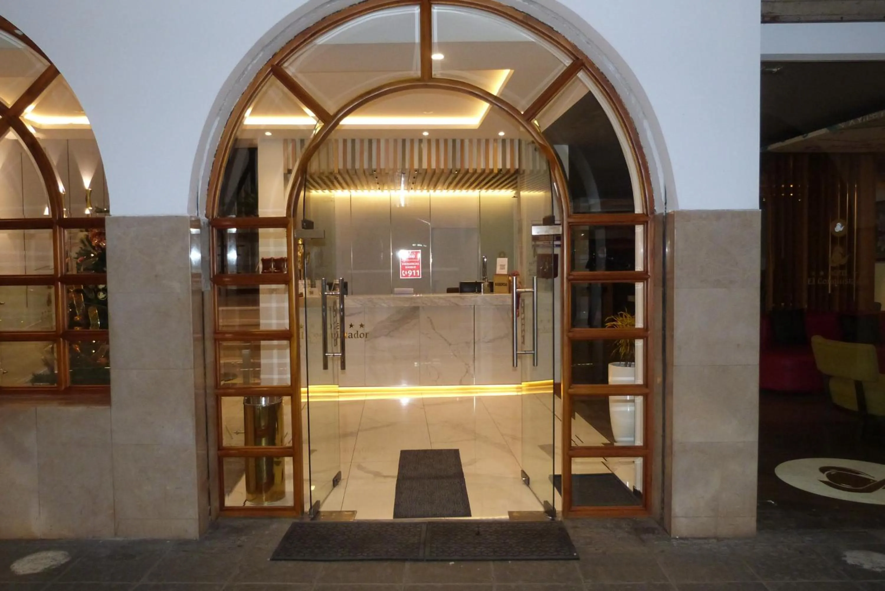 Facade/entrance in Hotel El Conquistador