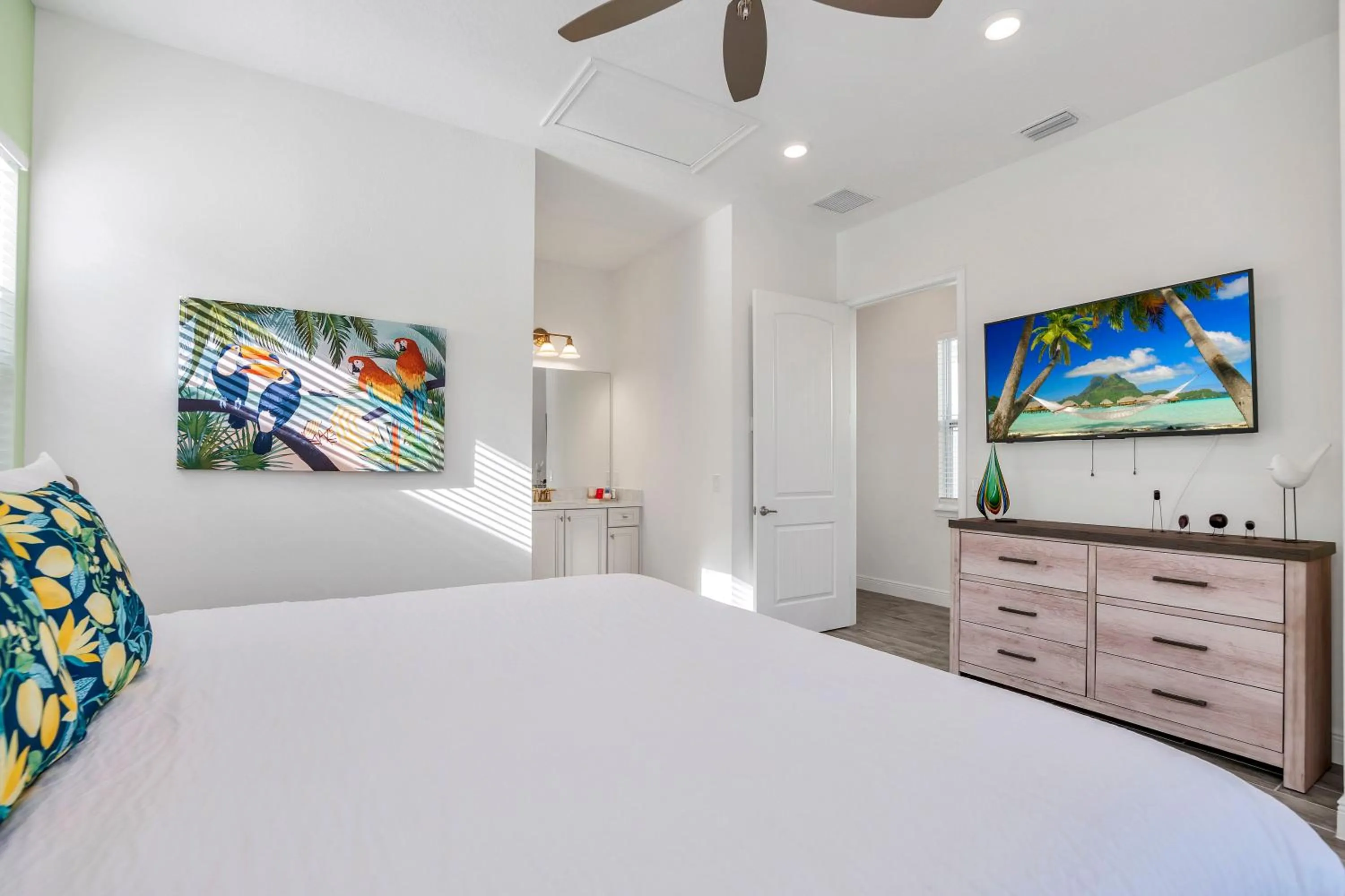 Bed in Margaritaville Cottage, PRIVATE POOL, Near Disney