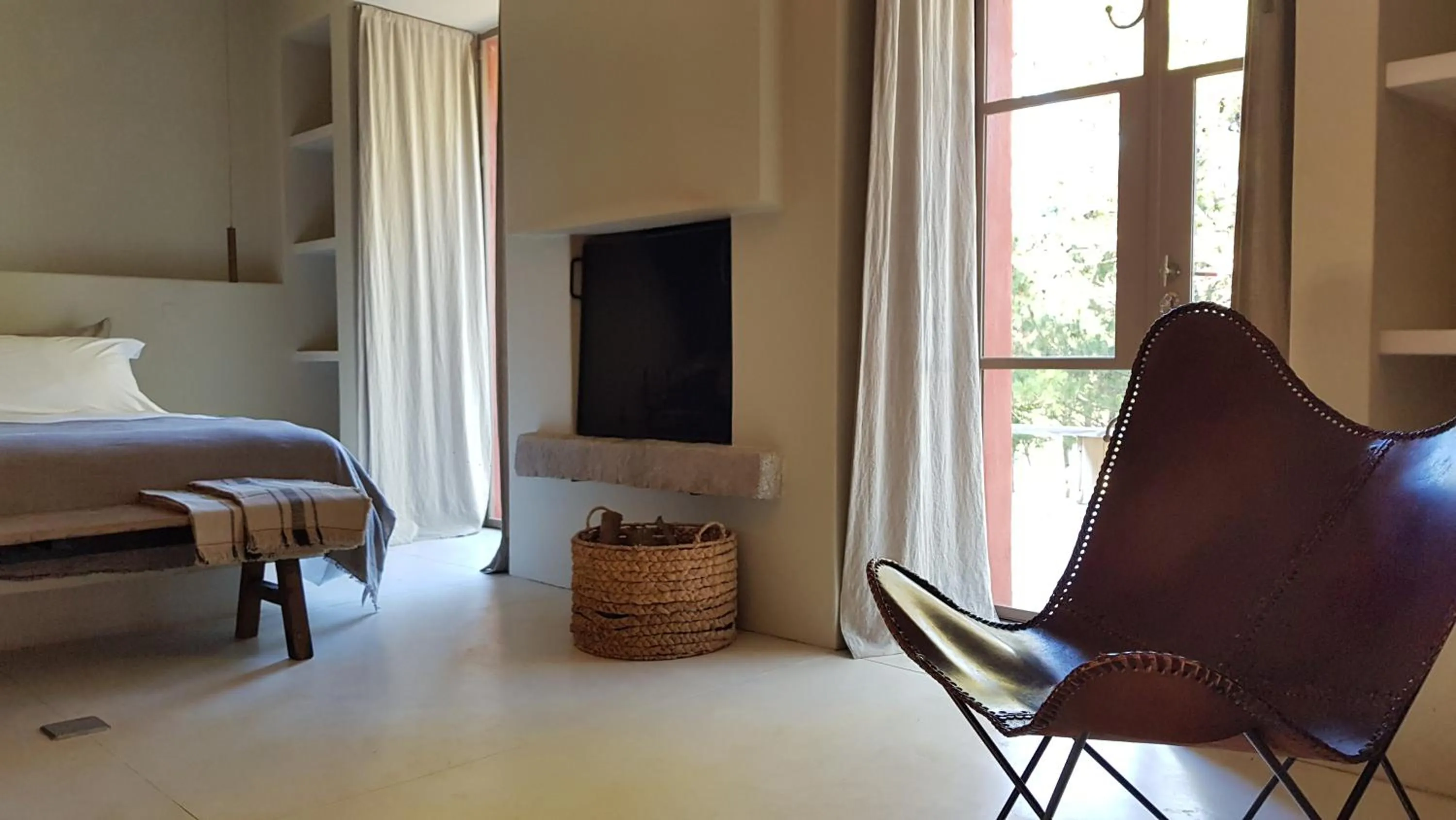 Bedroom, Bed in LUZ Culinary Wine Lodge