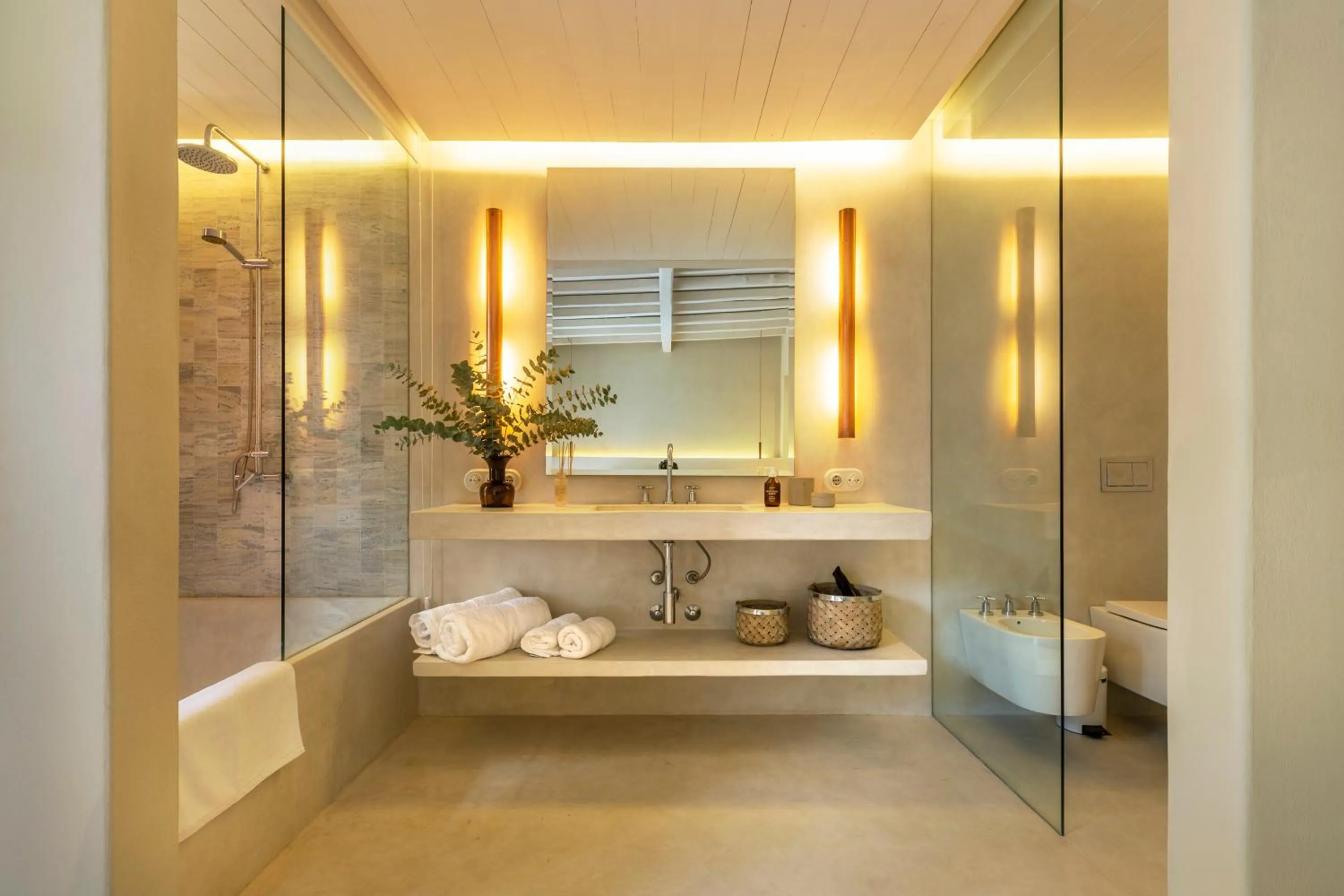 Bathroom in LUZ Culinary Wine Lodge