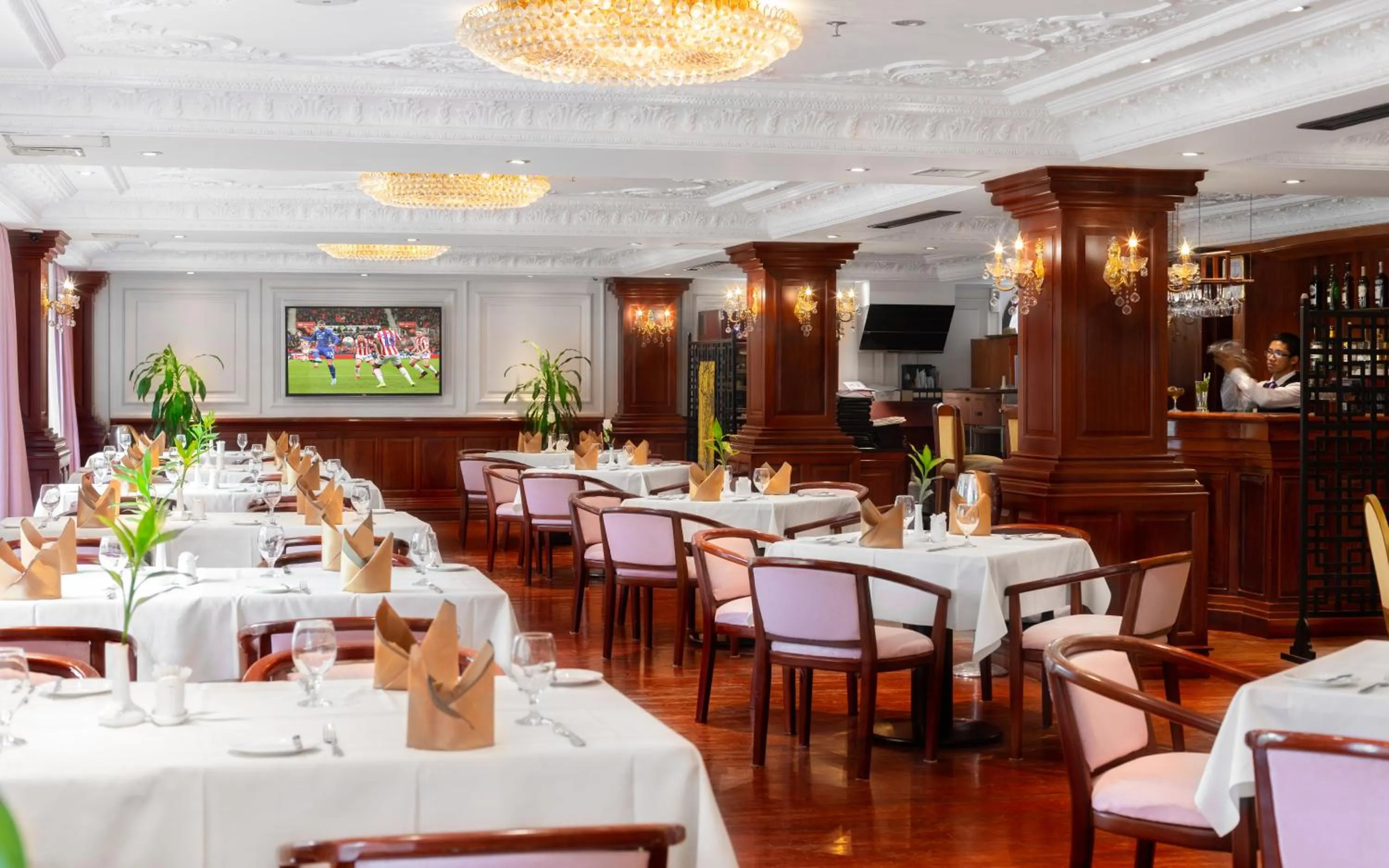 Restaurant/places to eat in Regency Angkor Hotel