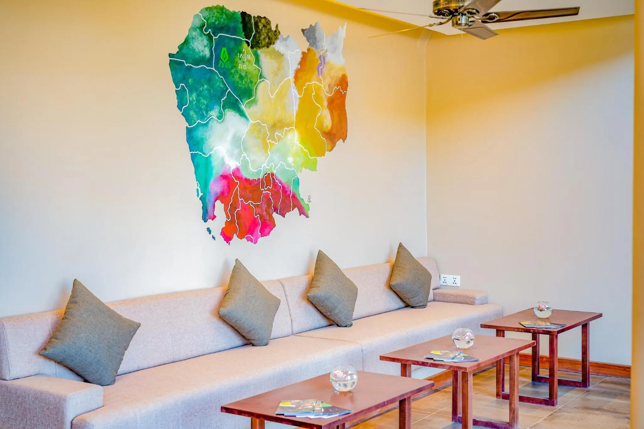 Restaurant/places to eat in Amatak Boutique Hotel