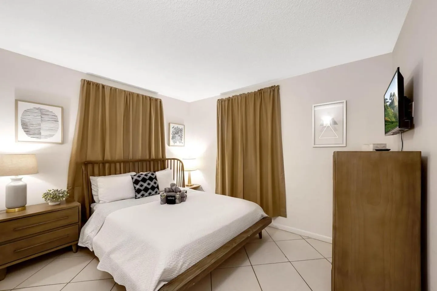 Bed in Beach Apart by PMI unit 4