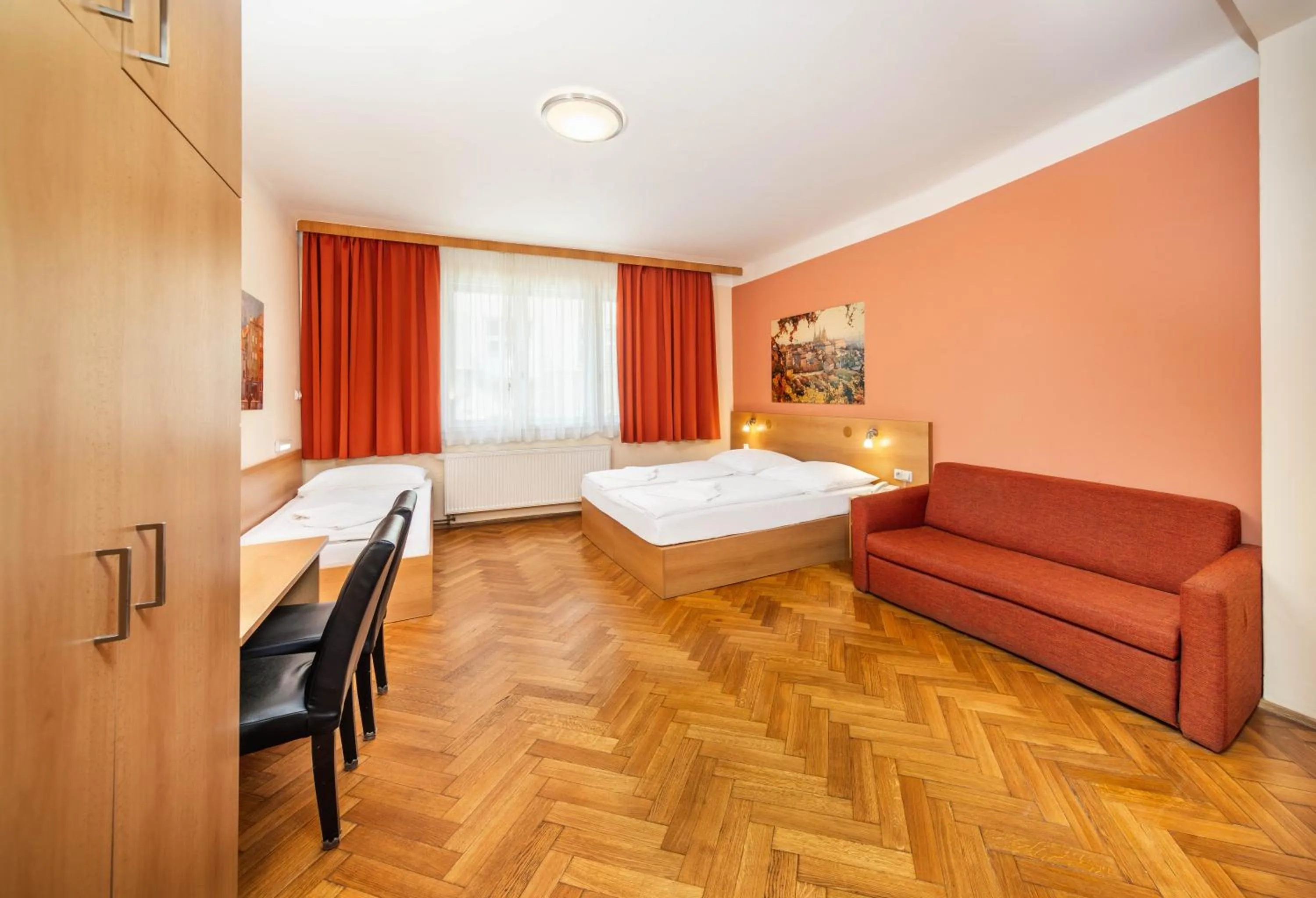 Bed in Residence BENE