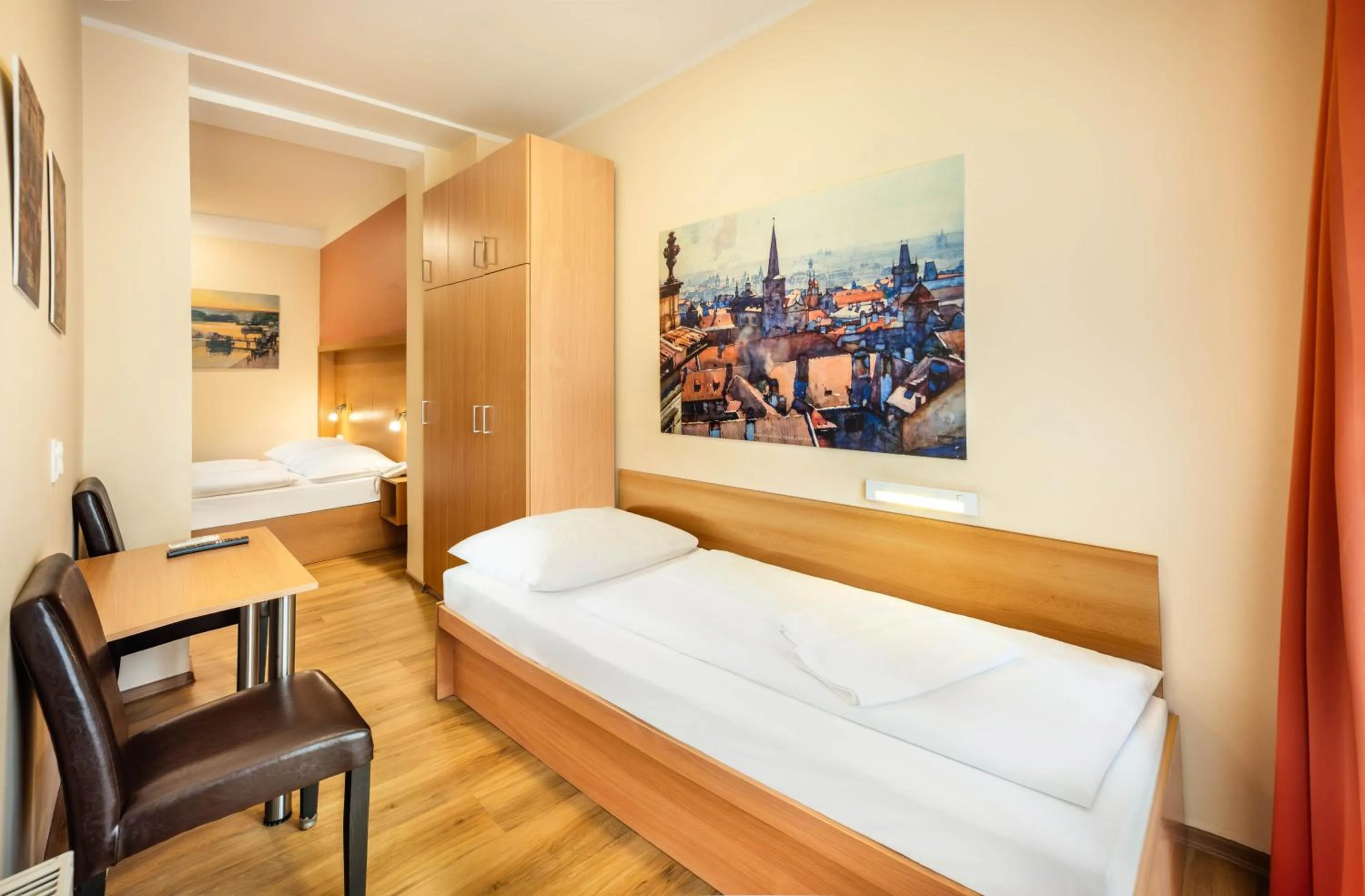 Bed in Residence BENE