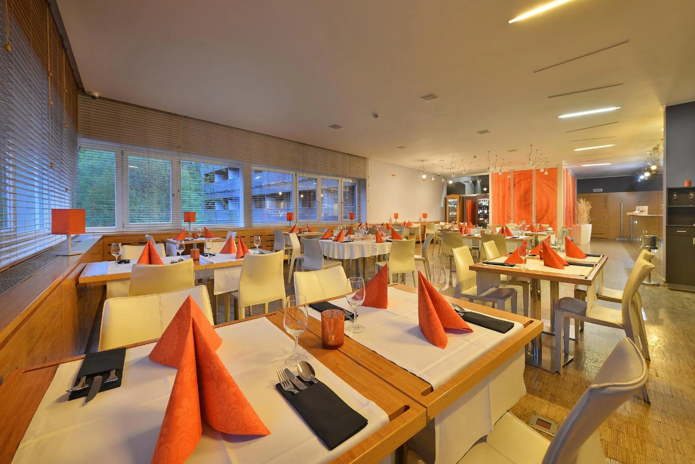 Restaurant/places to eat in Omnia Hotel Relax & Wellness