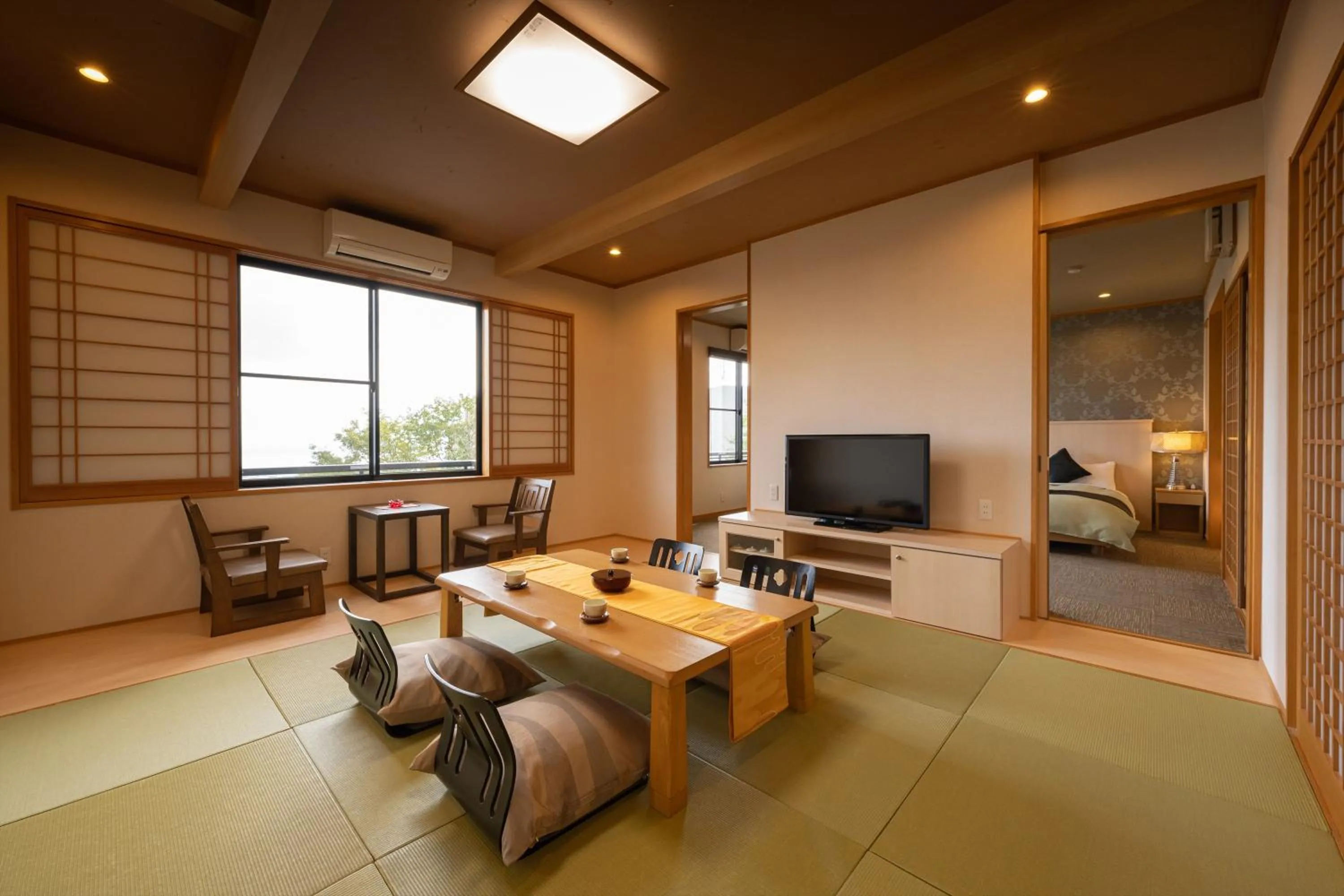Photo of the whole room in Ryotei Matsubaya