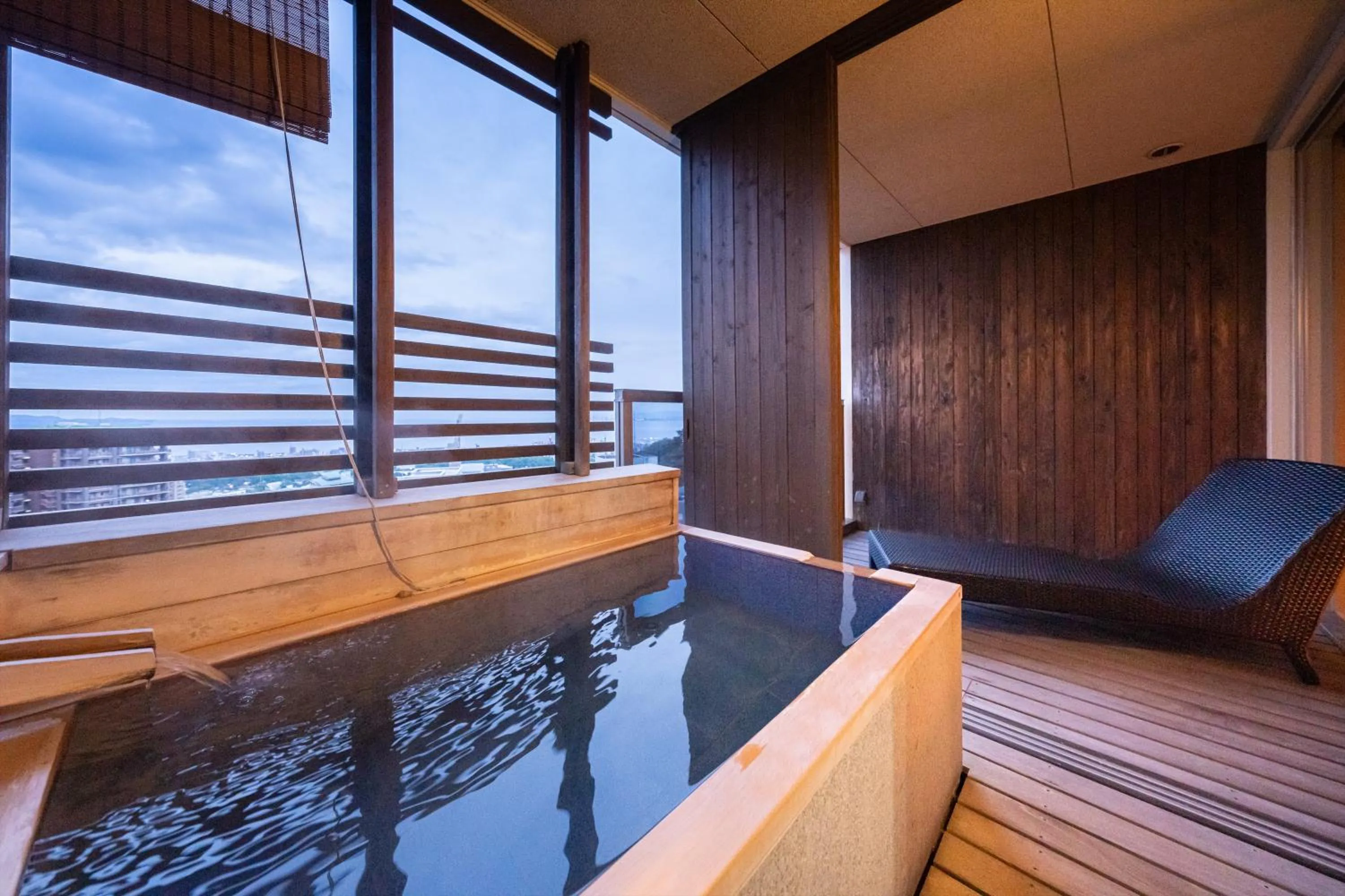 Hot Spring Bath in Ryotei Matsubaya