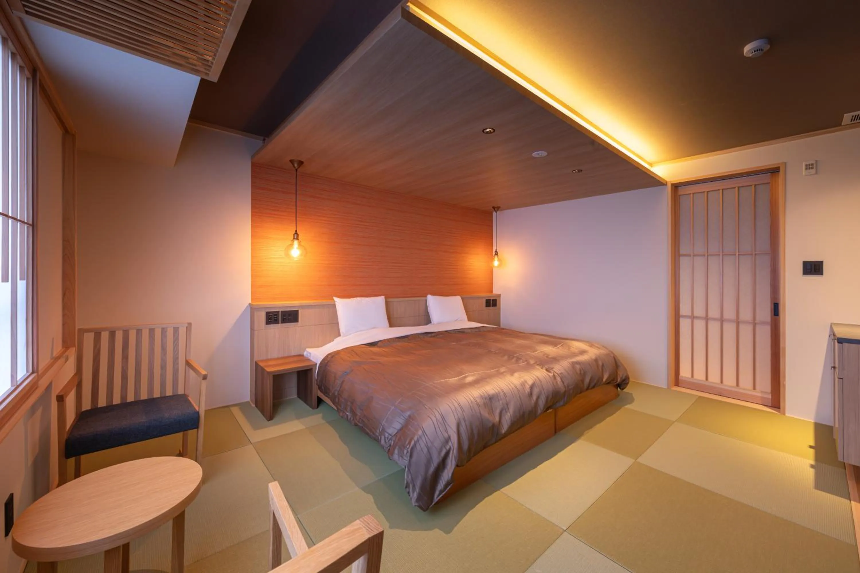 Photo of the whole room, Bed in Ryotei Matsubaya