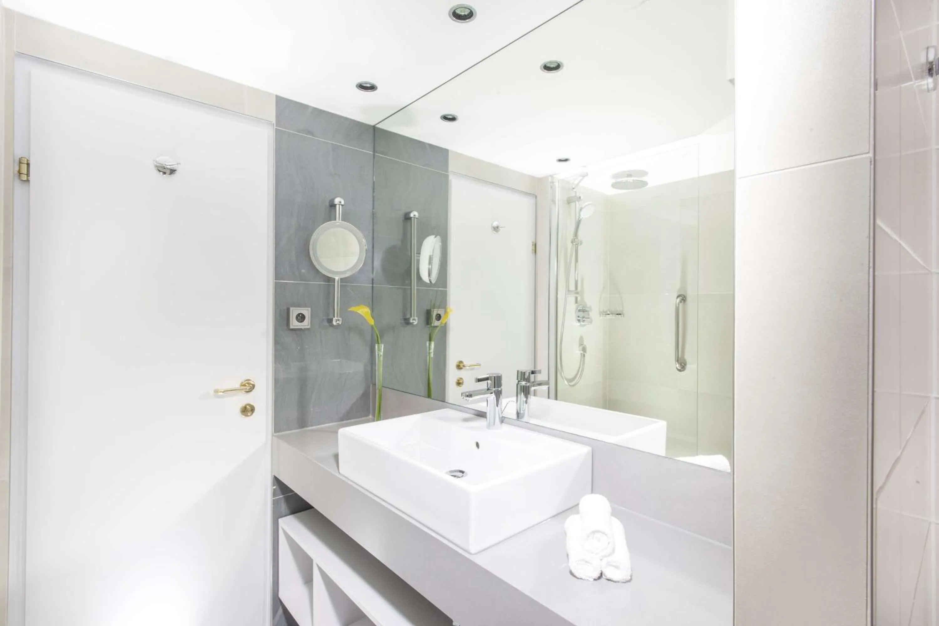 Bathroom in Hilton Prague Old Town