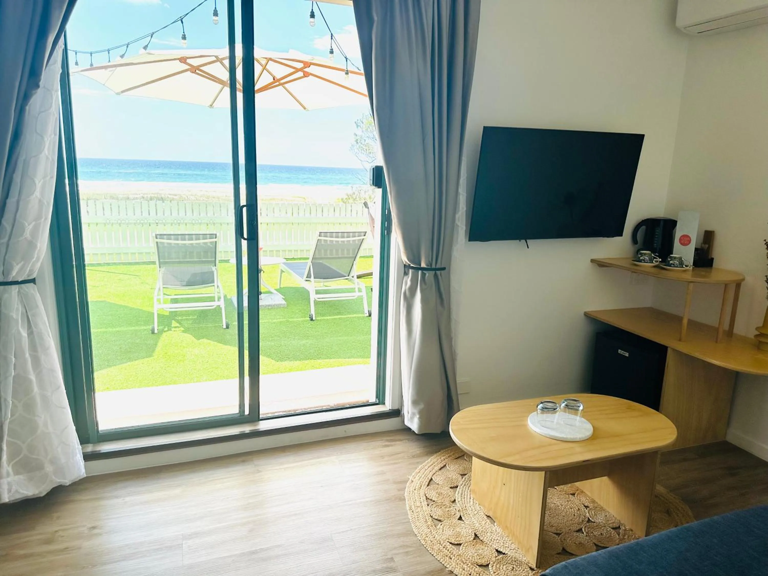 Sea view in Tessa's on the Beach