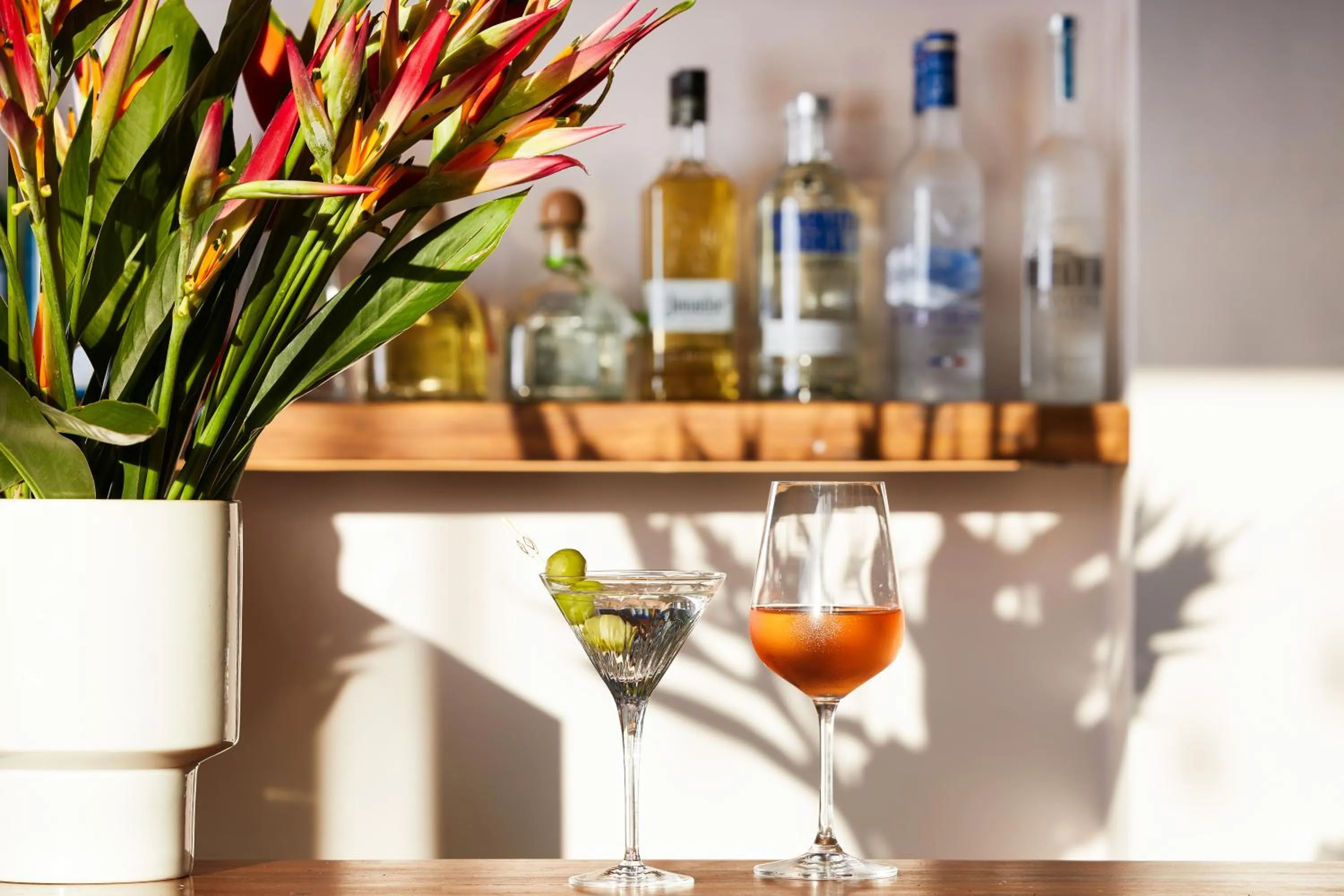 Lounge or bar in Tessa's on the Beach