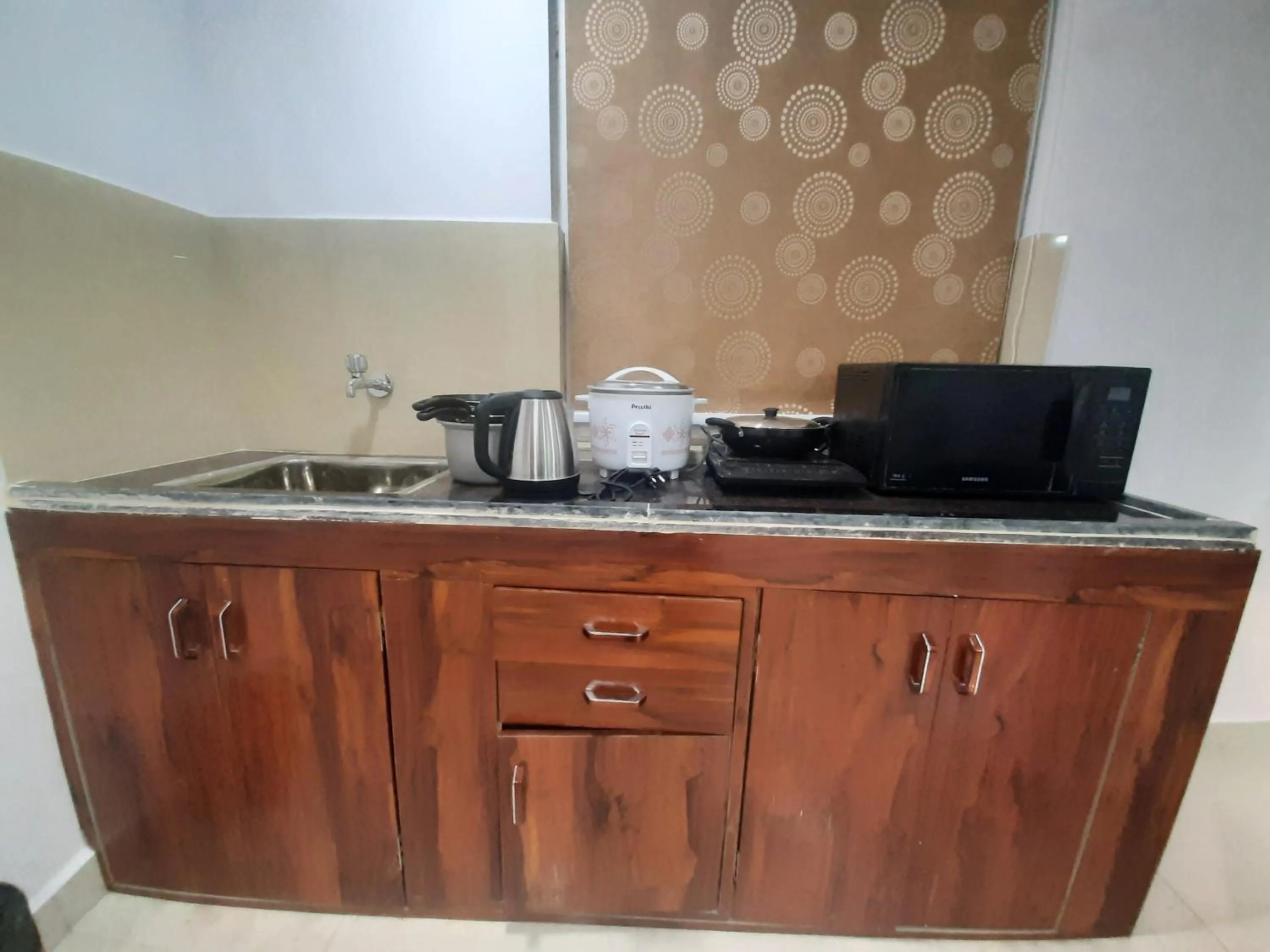 Kitchen or kitchenette in Hotel Prime Jubilee