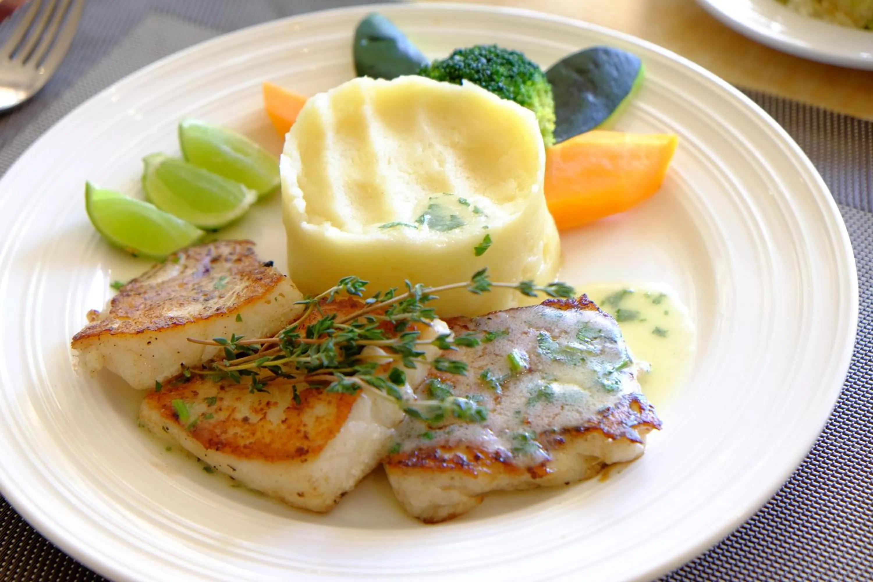 Food and drinks in De Leopol Hotel