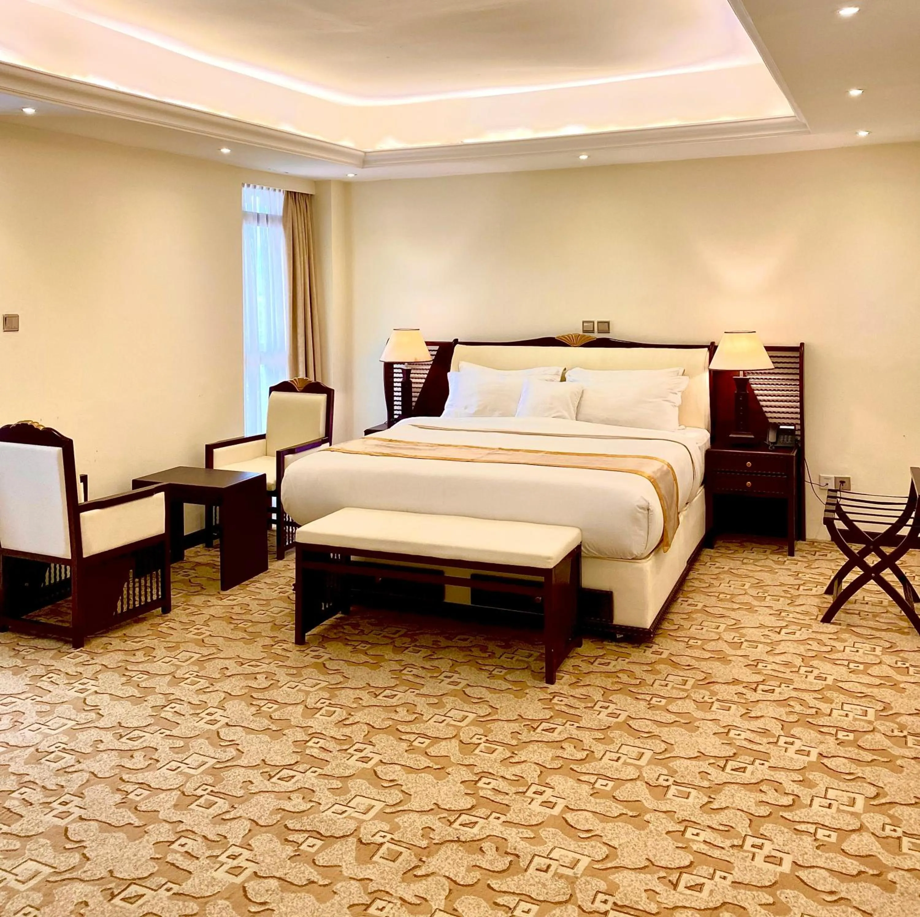 Bed in De Leopol Hotel