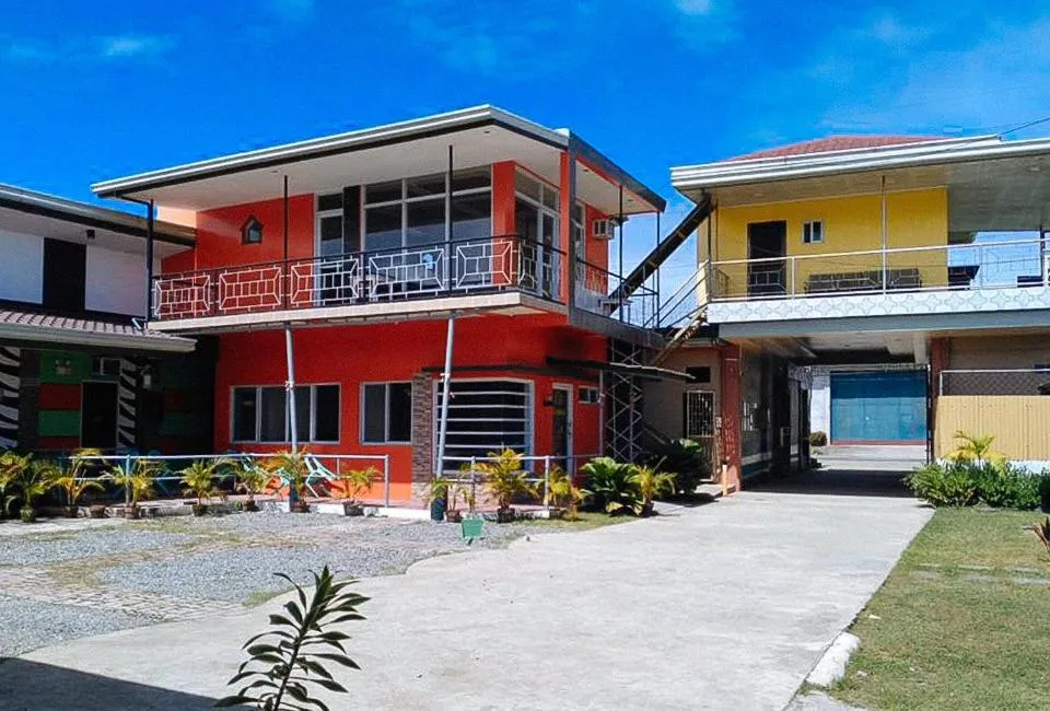 Property building in RedDoorz at EM Pensiontel Butuan City