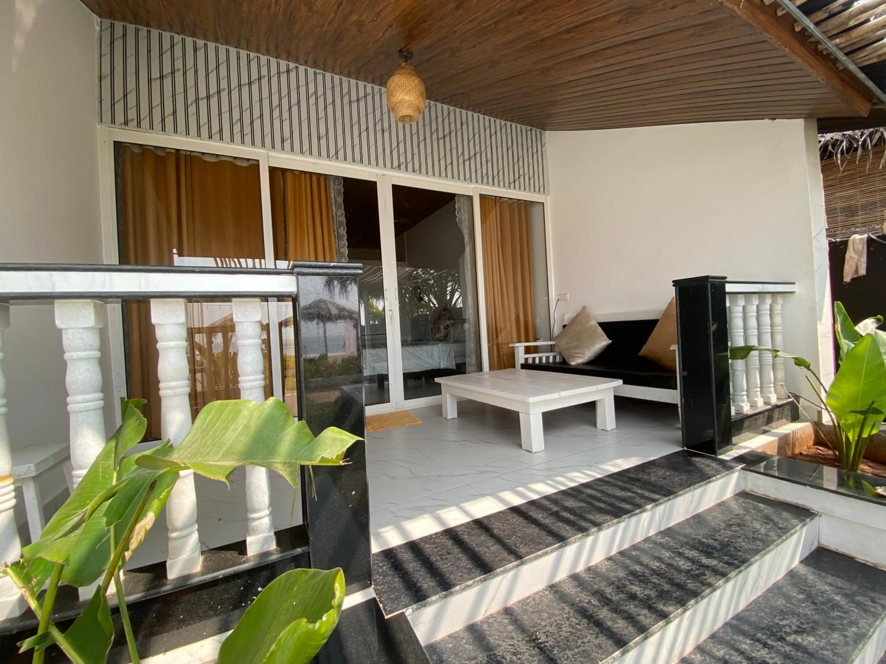 Facade/entrance in The Village Agonda