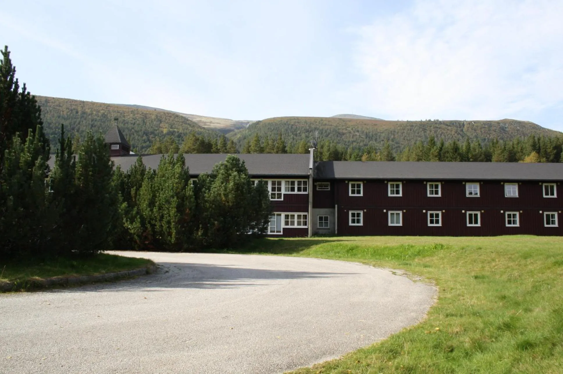 Dovreskogen Gjestegård AS