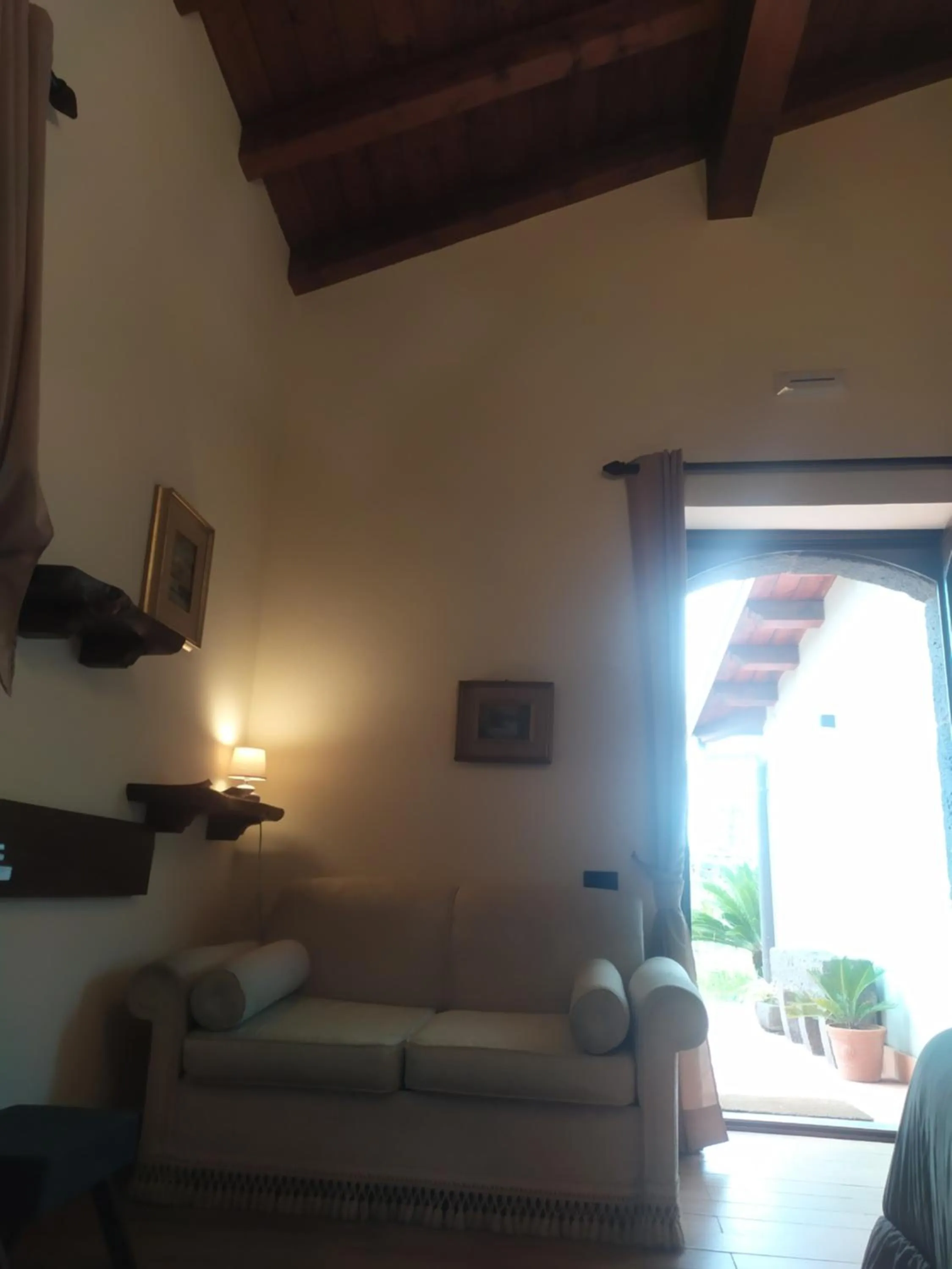 Seating area in Il Giardino di Galatea