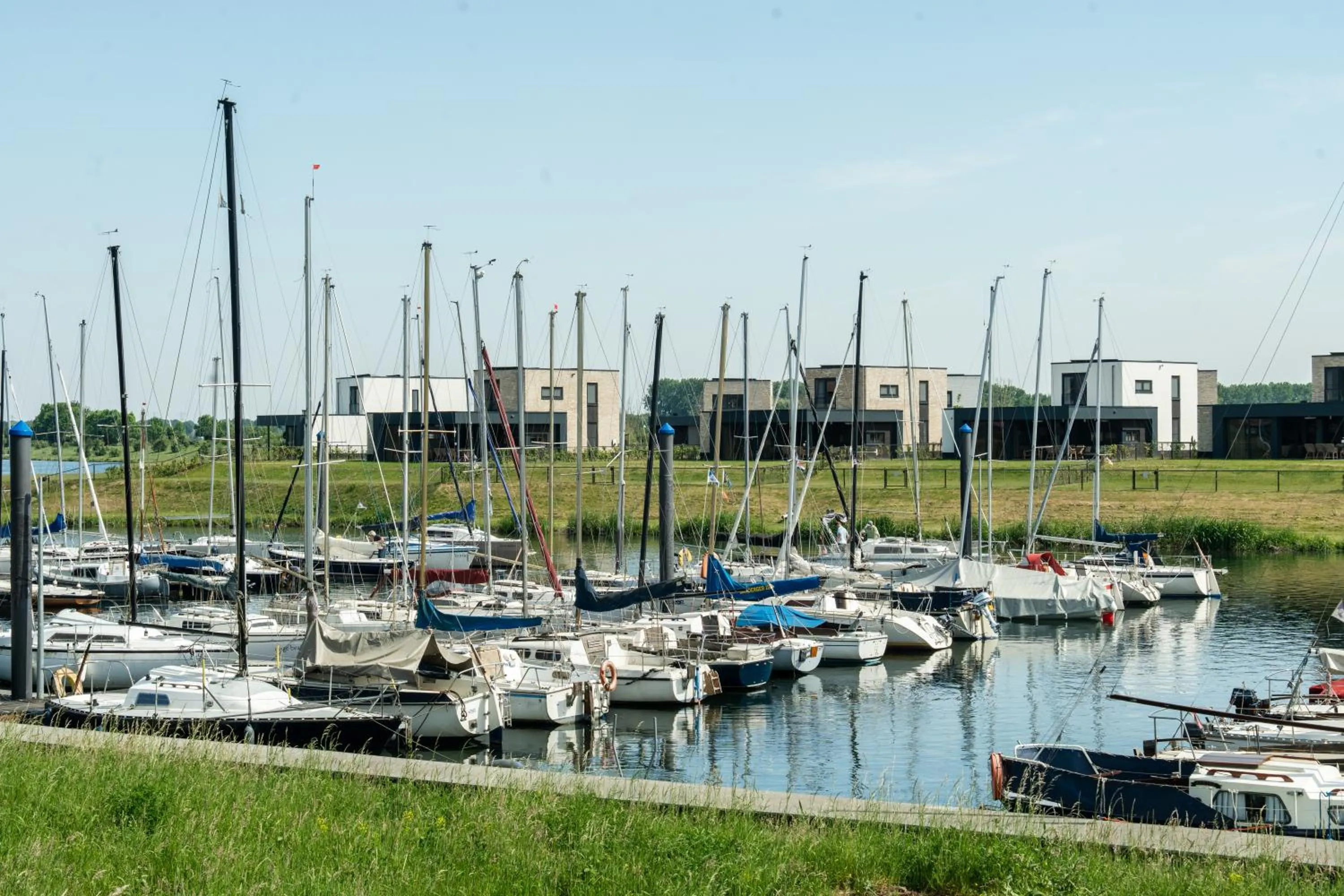 Day in Parc Maasresidence Thorn