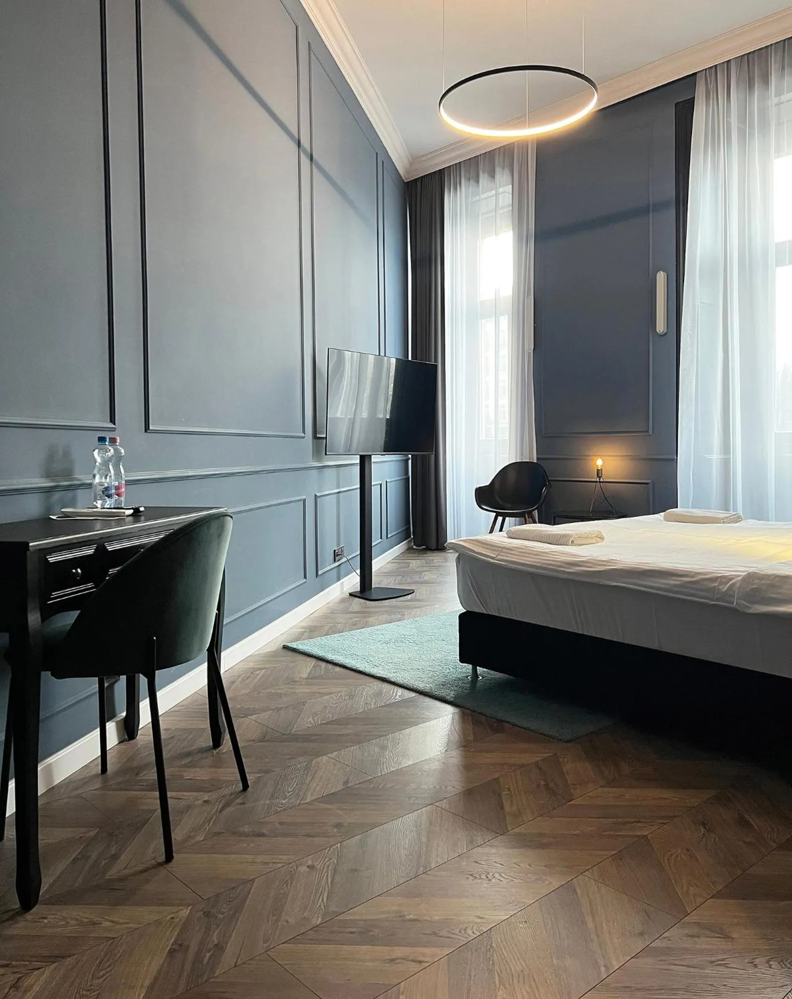 Bedroom, Bed in Rumor Rooms