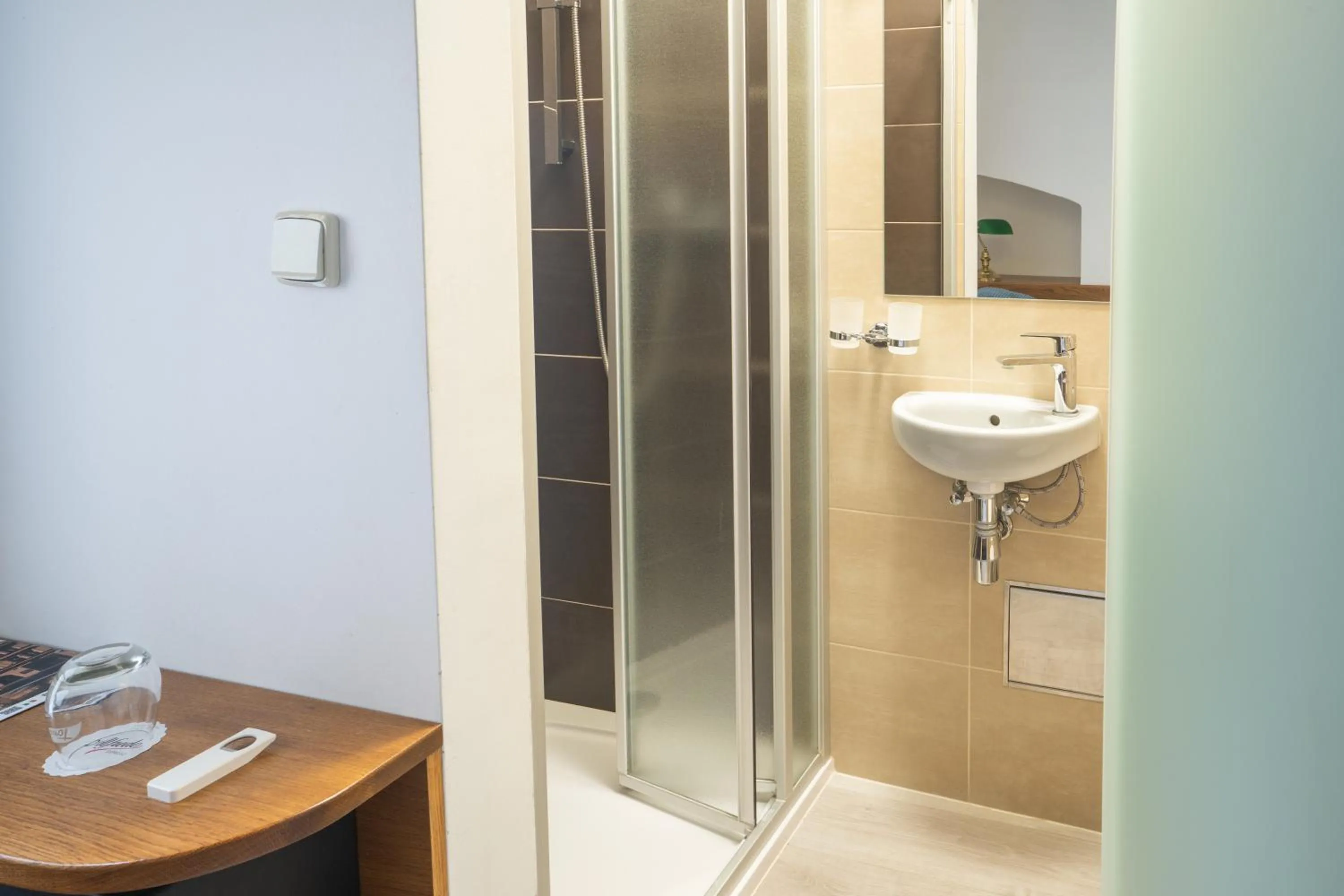 Bathroom in U Medvidku-Brewery Hotel