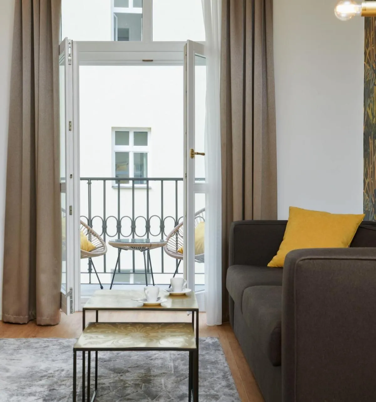 Balcony/Terrace in VN48 Suites by Adrez