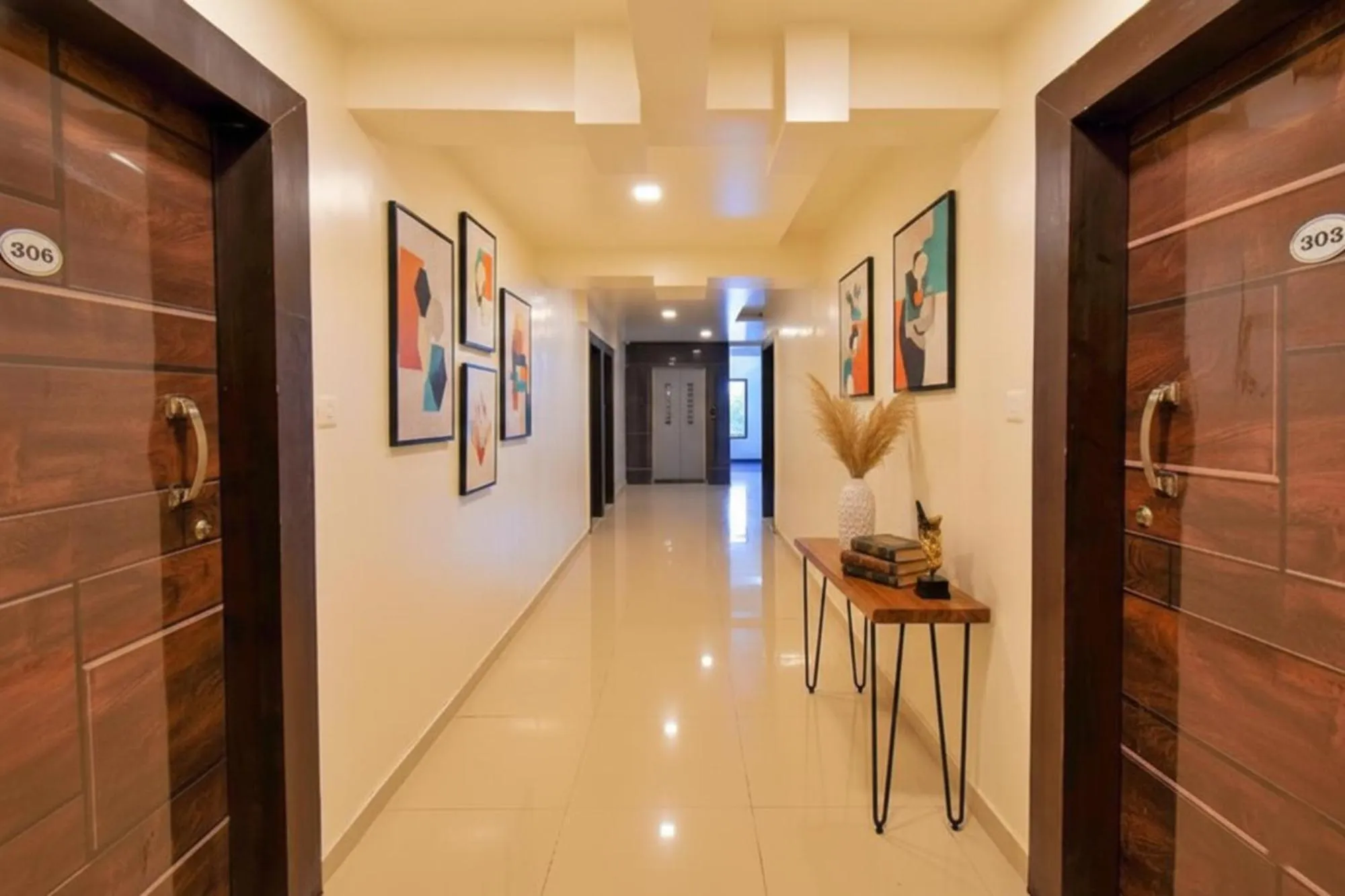 Lobby or reception in FabHotel White House - Nr Sinhagad speciality Hospital