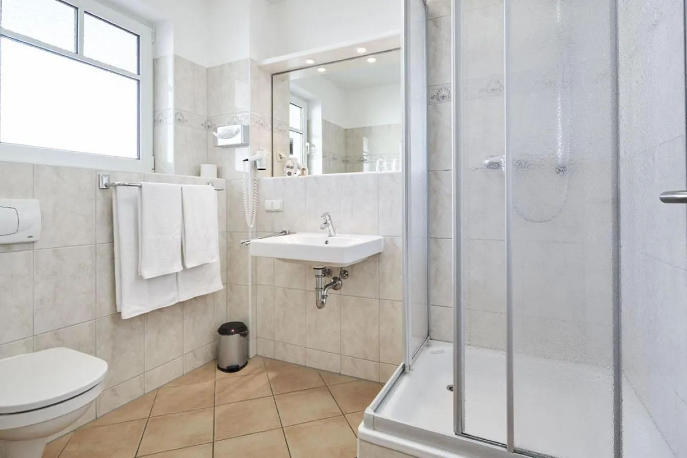 Bathroom in Strandhotel Luise von Preussen