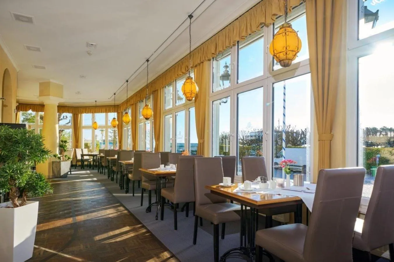 Restaurant/places to eat in Strandhotel Luise von Preussen