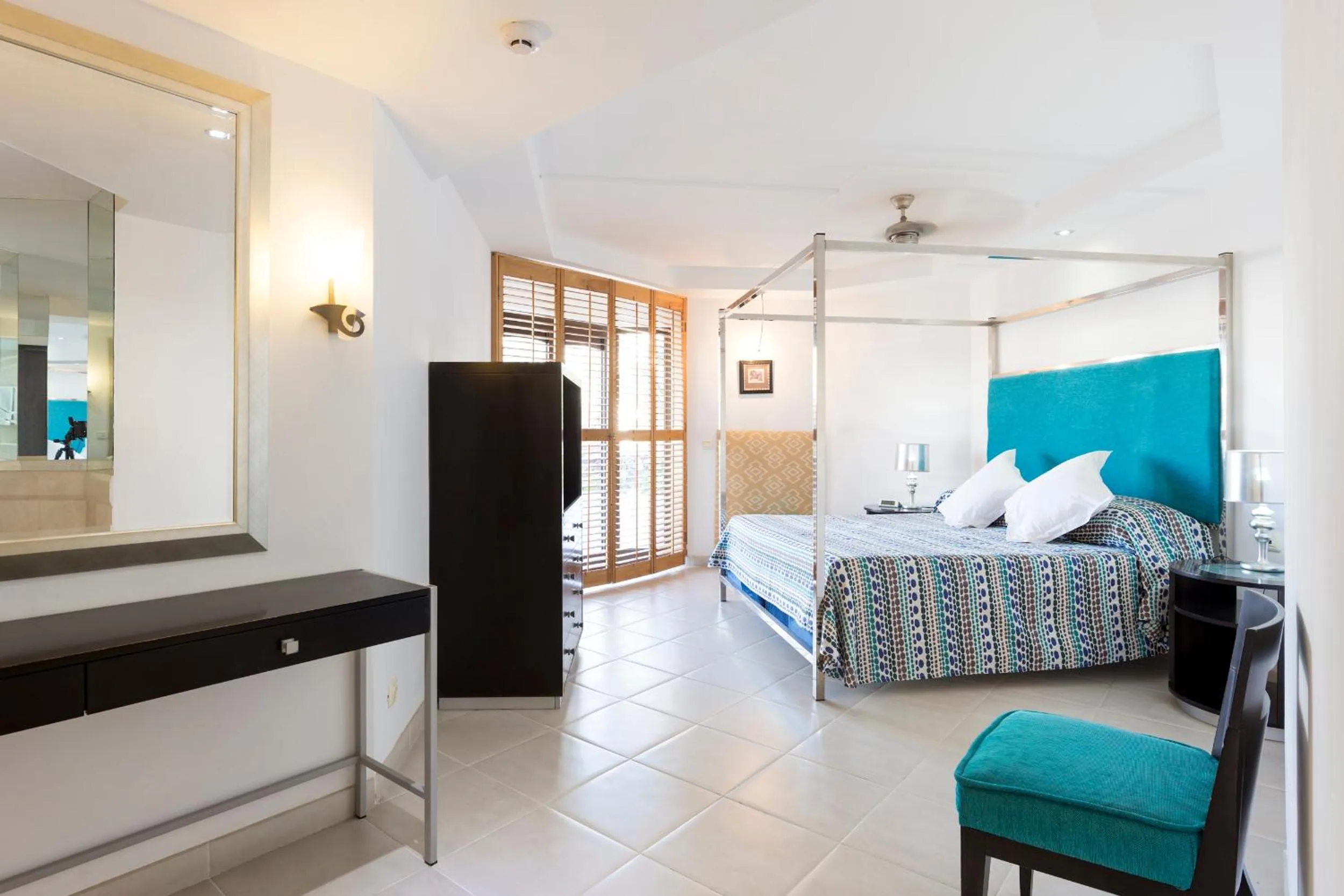 Bedroom in Atlas Suites Tenerife by EnjoyaHome