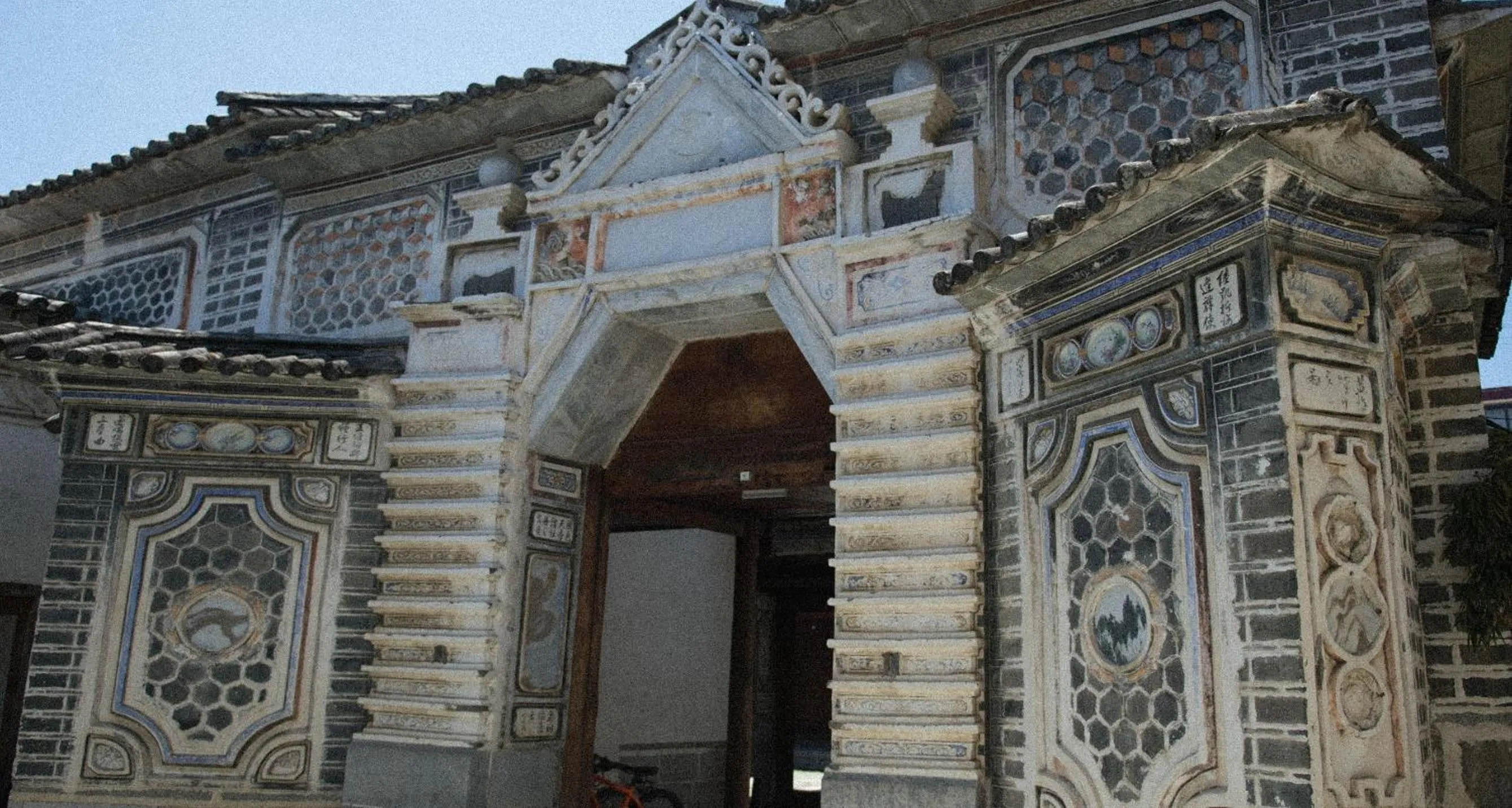 Facade/entrance in Dali Sky Valley Heritage Boutique Hotel