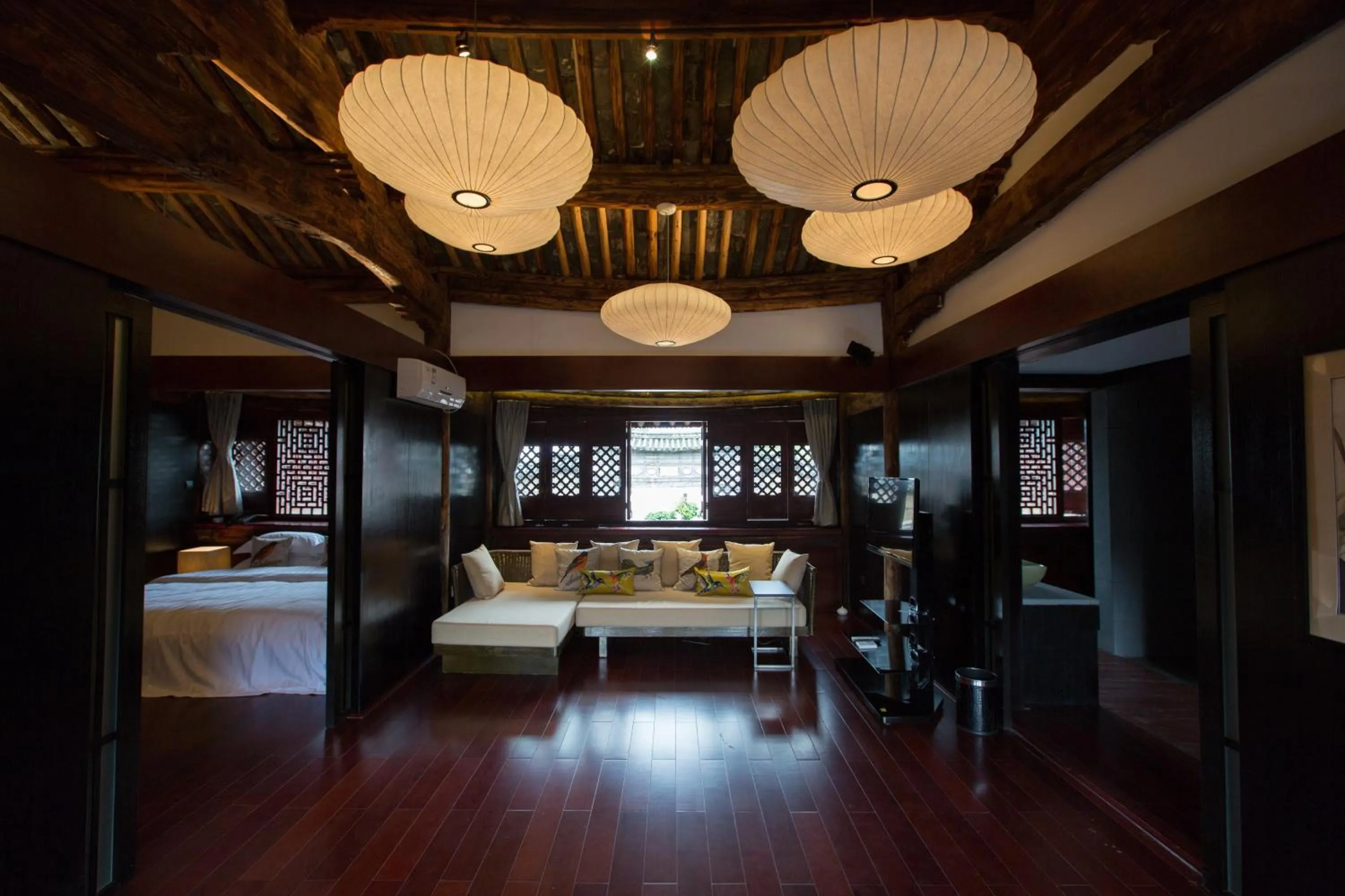 Decorative detail in Dali Sky Valley Heritage Boutique Hotel