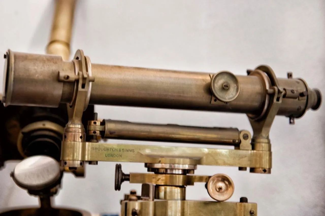 Decorative detail in A due Passi