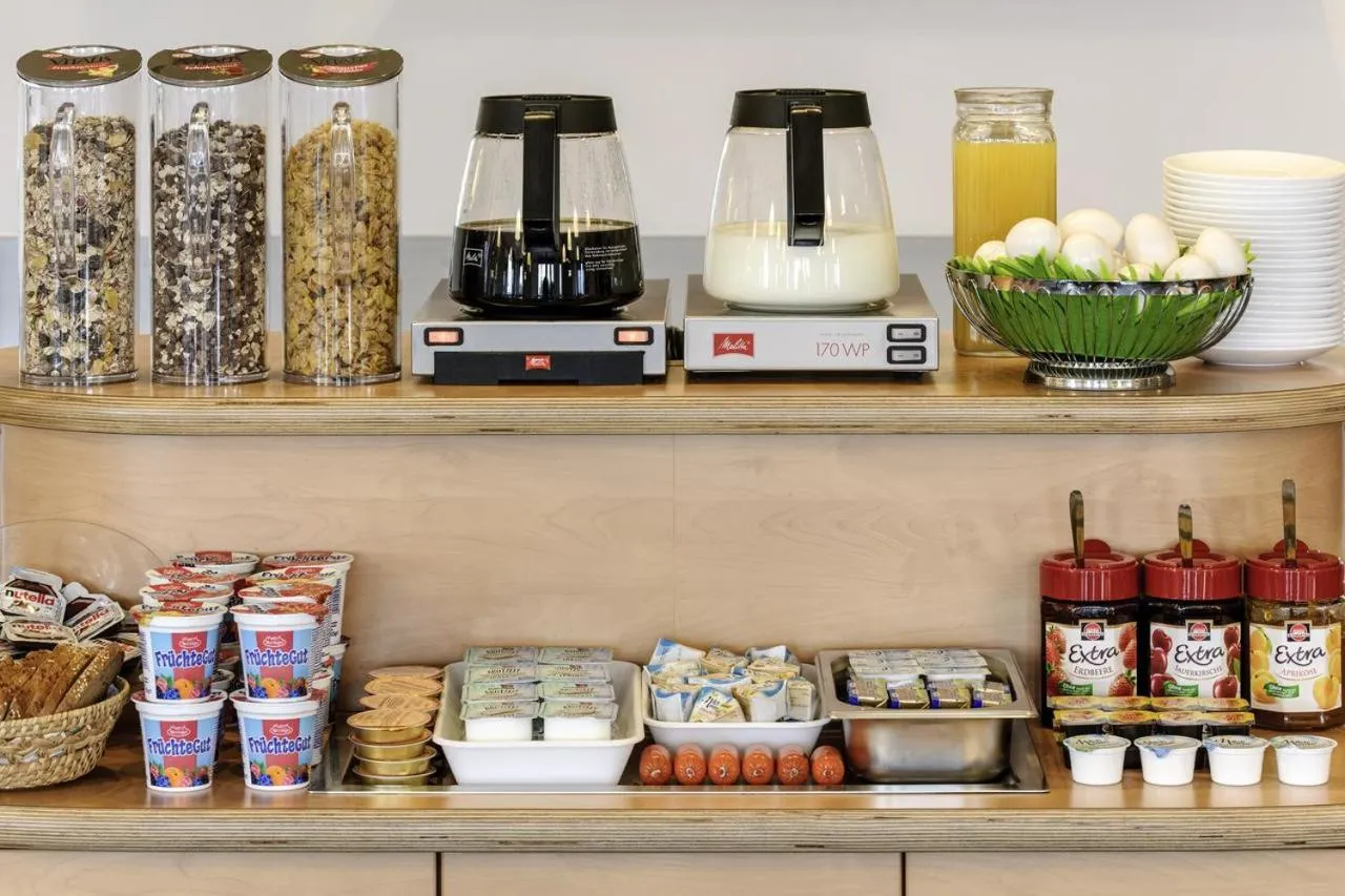 Breakfast in T3 Budget Berlin Hennigsdorf