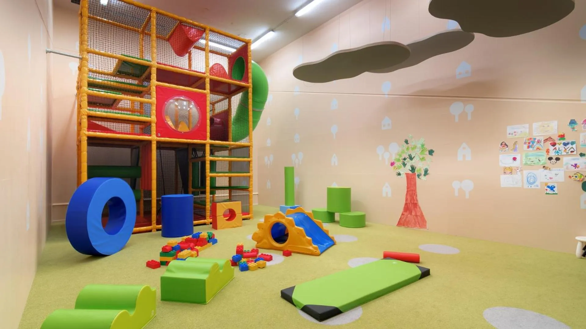 Kids's club in Harmony Hotel