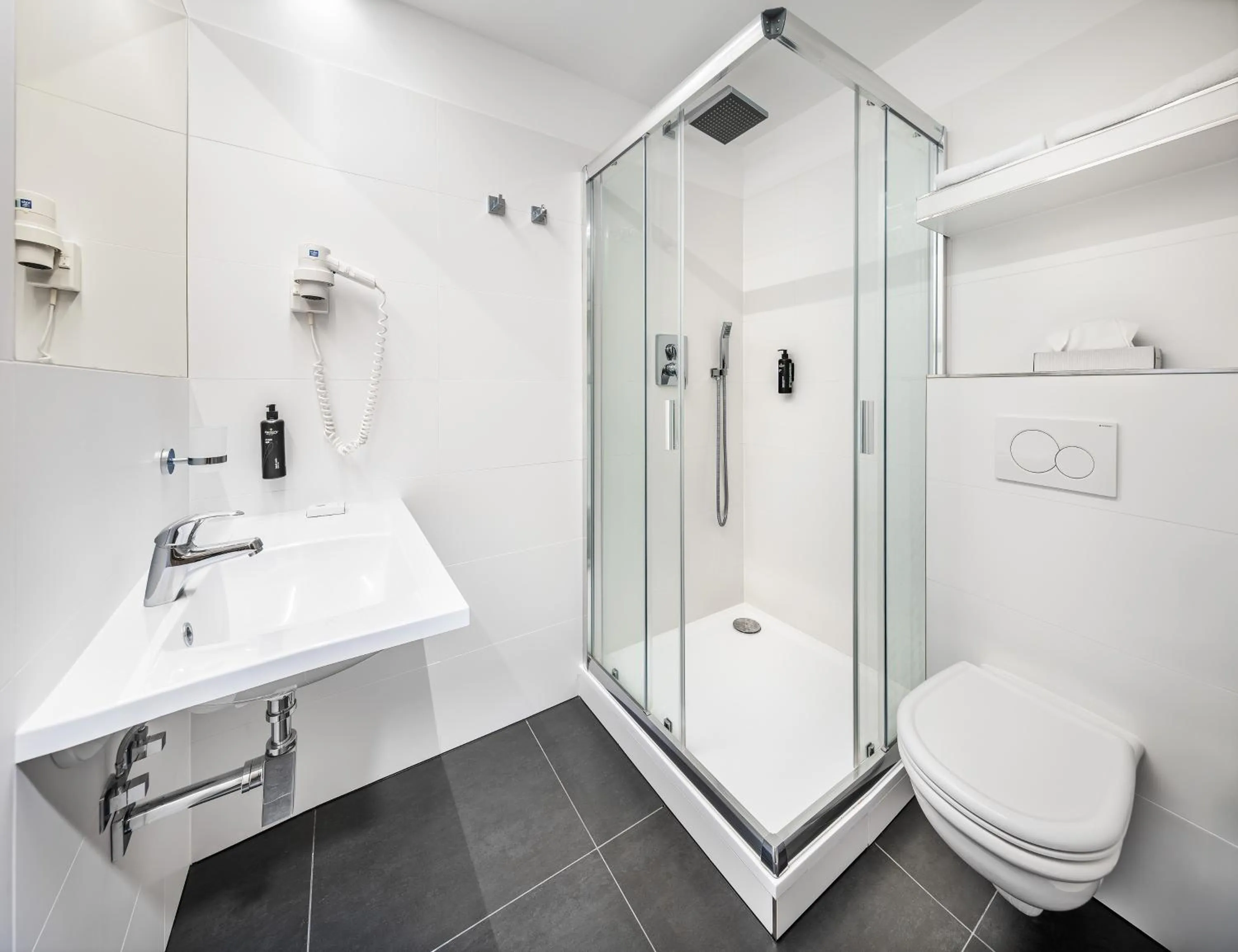 Shower in Harmony Hotel