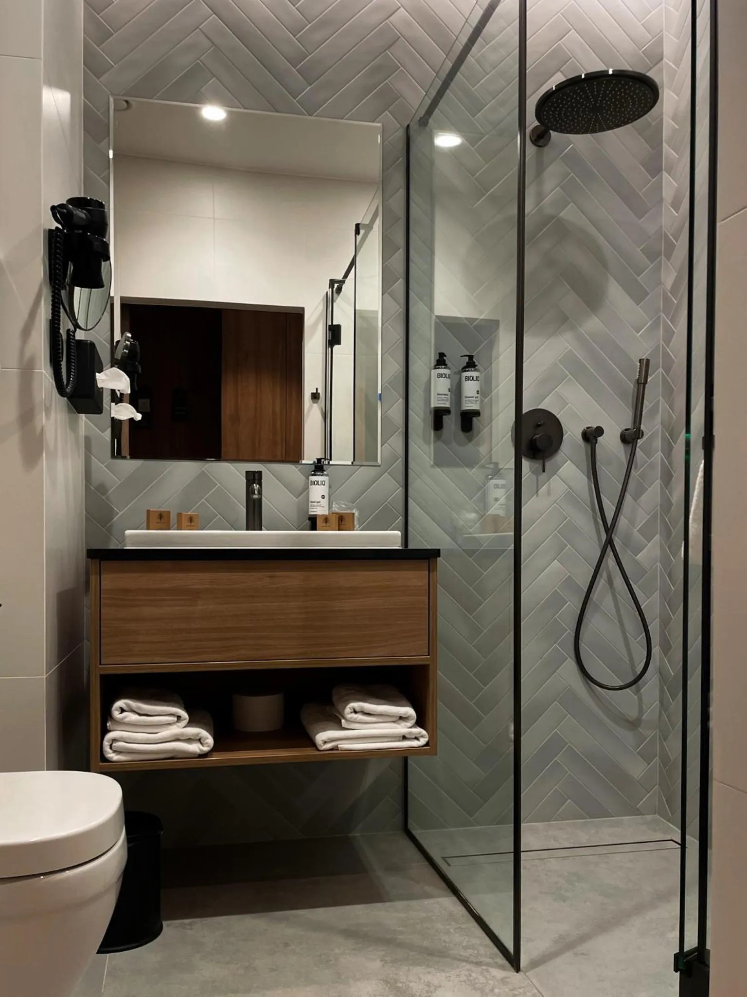 Shower in Fabryka Wełny Hotel & Spa