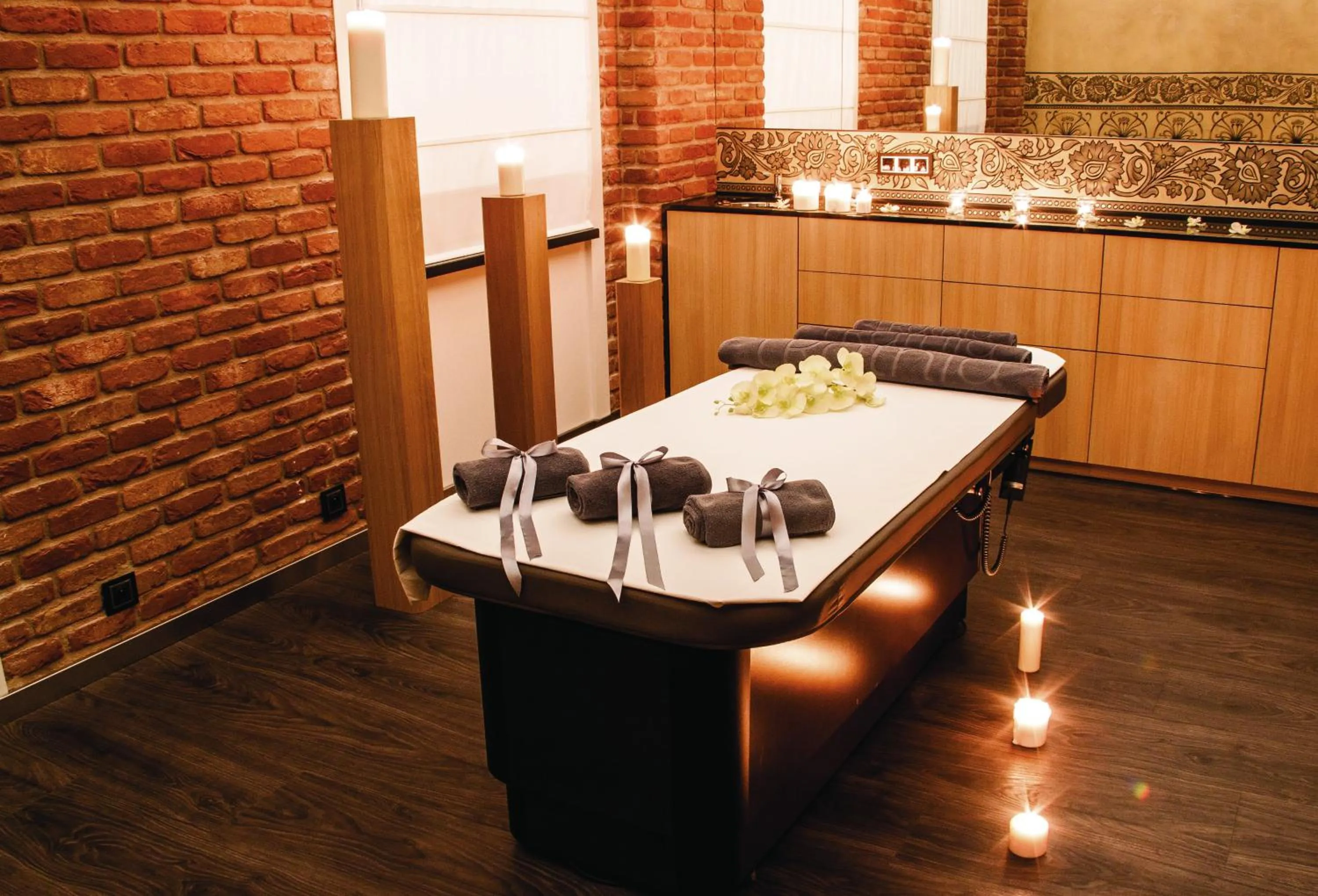 Massage in Fabryka Wełny Hotel & Spa