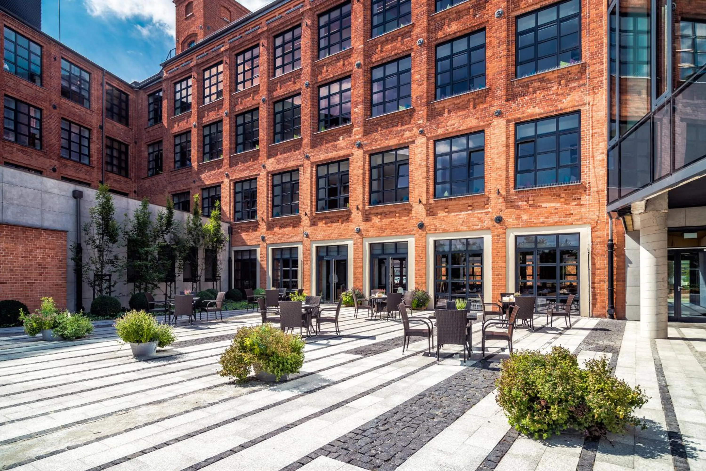 Property building in Fabryka Wełny Hotel & Spa