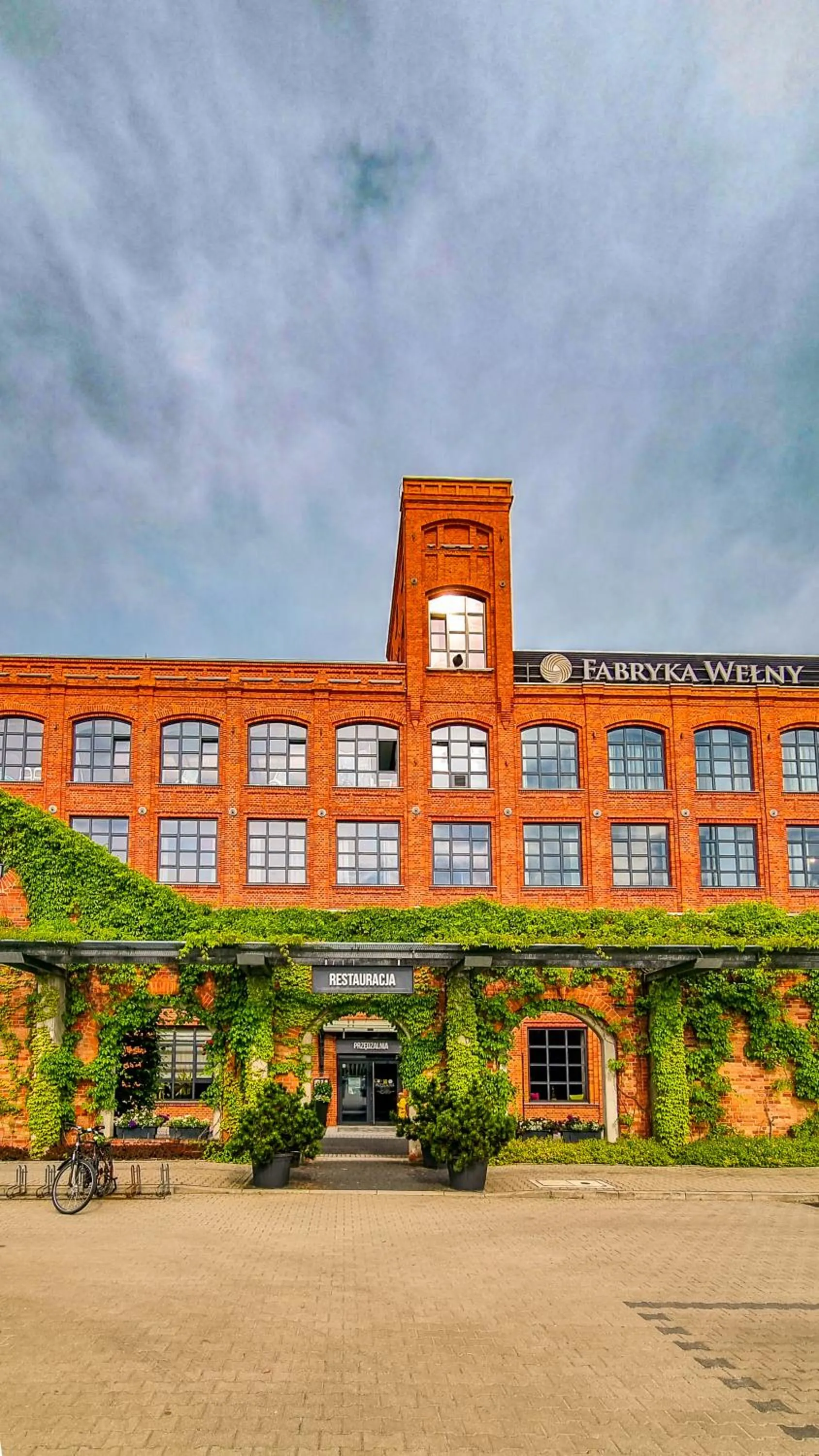 Property building in Fabryka Wełny Hotel & Spa