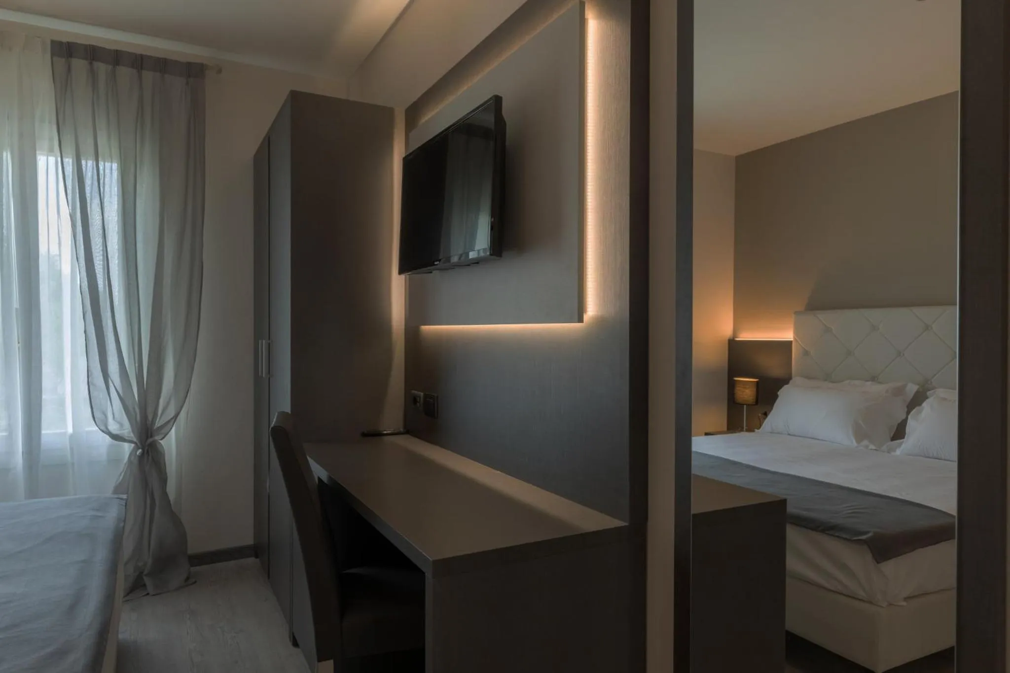 Photo of the whole room, Bed in Villa Petra