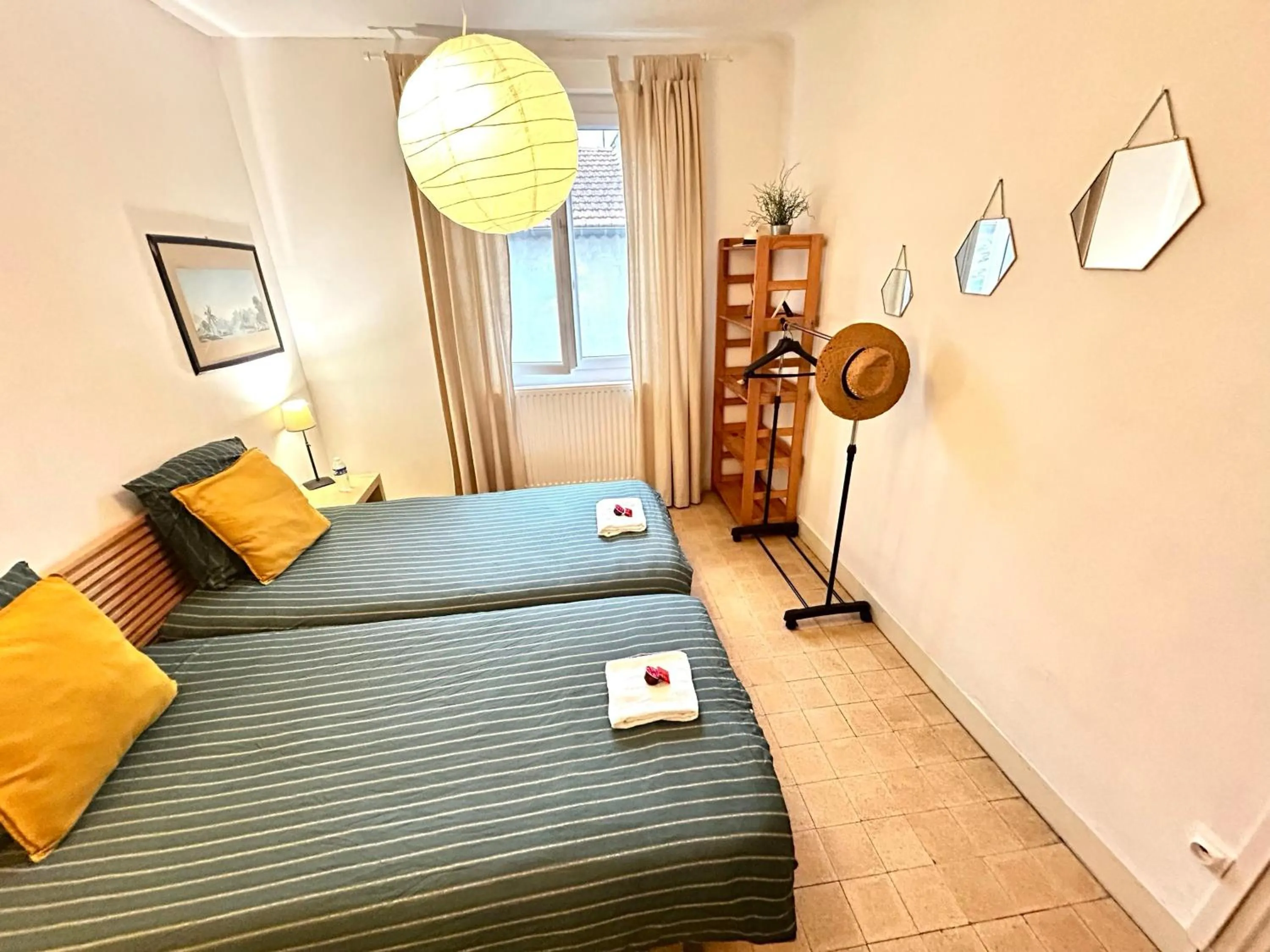 Bed in Chambres d'hôtes Avignon