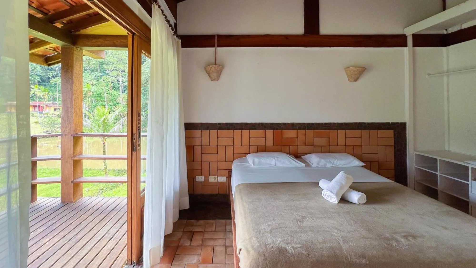 Photo of the whole room in Pousada Ananda Parivara