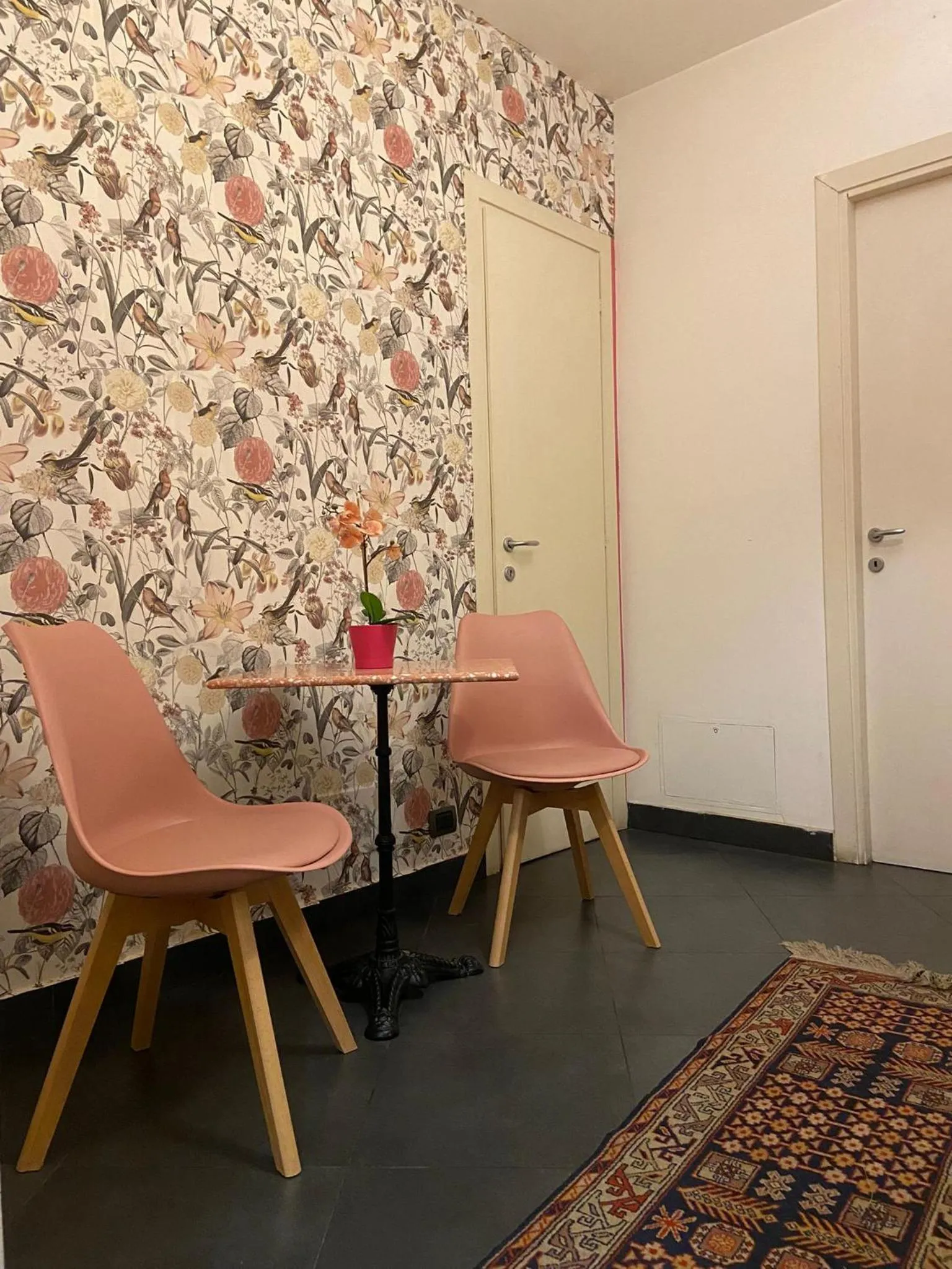 Photo of the whole room in B&B Ventisei Scalini A Trastevere