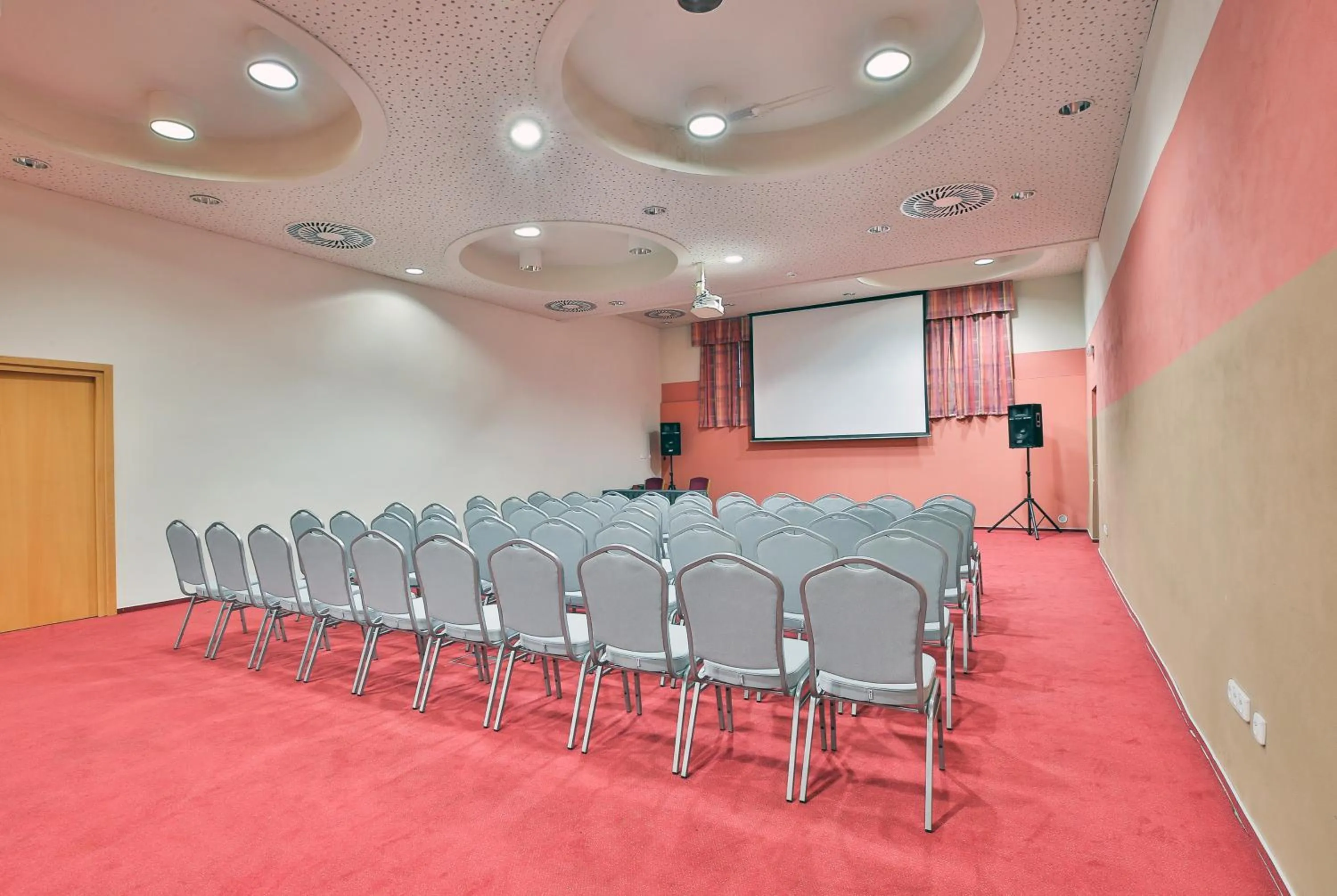 TV and multimedia in LH Hotel Dvořák Tábor Congress & Wellness