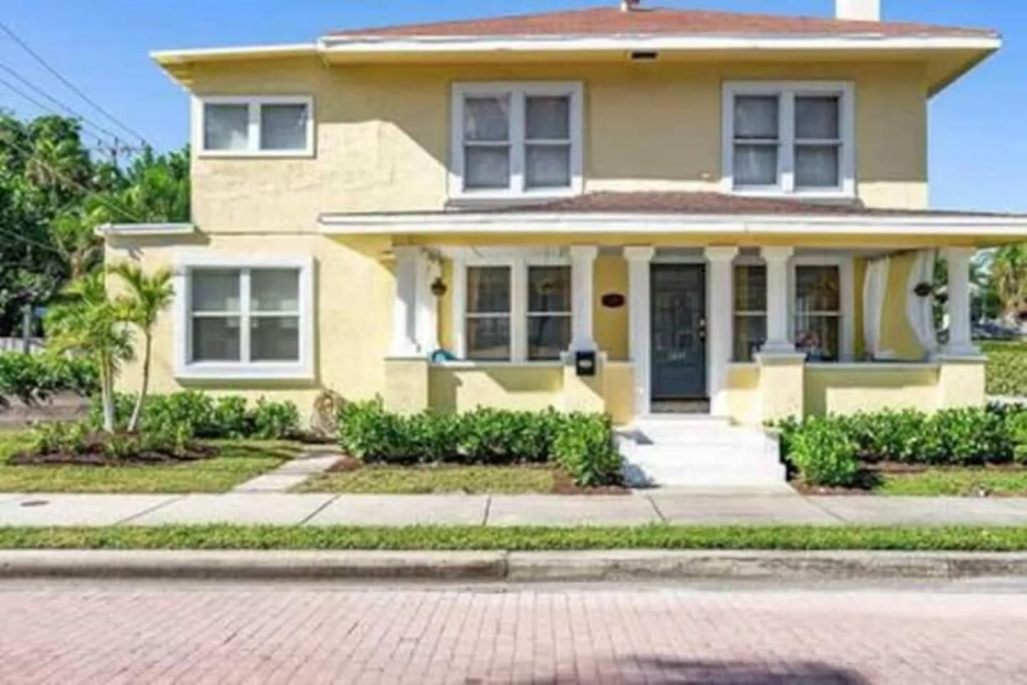 Olive Studio Apart unit 2 by PMI